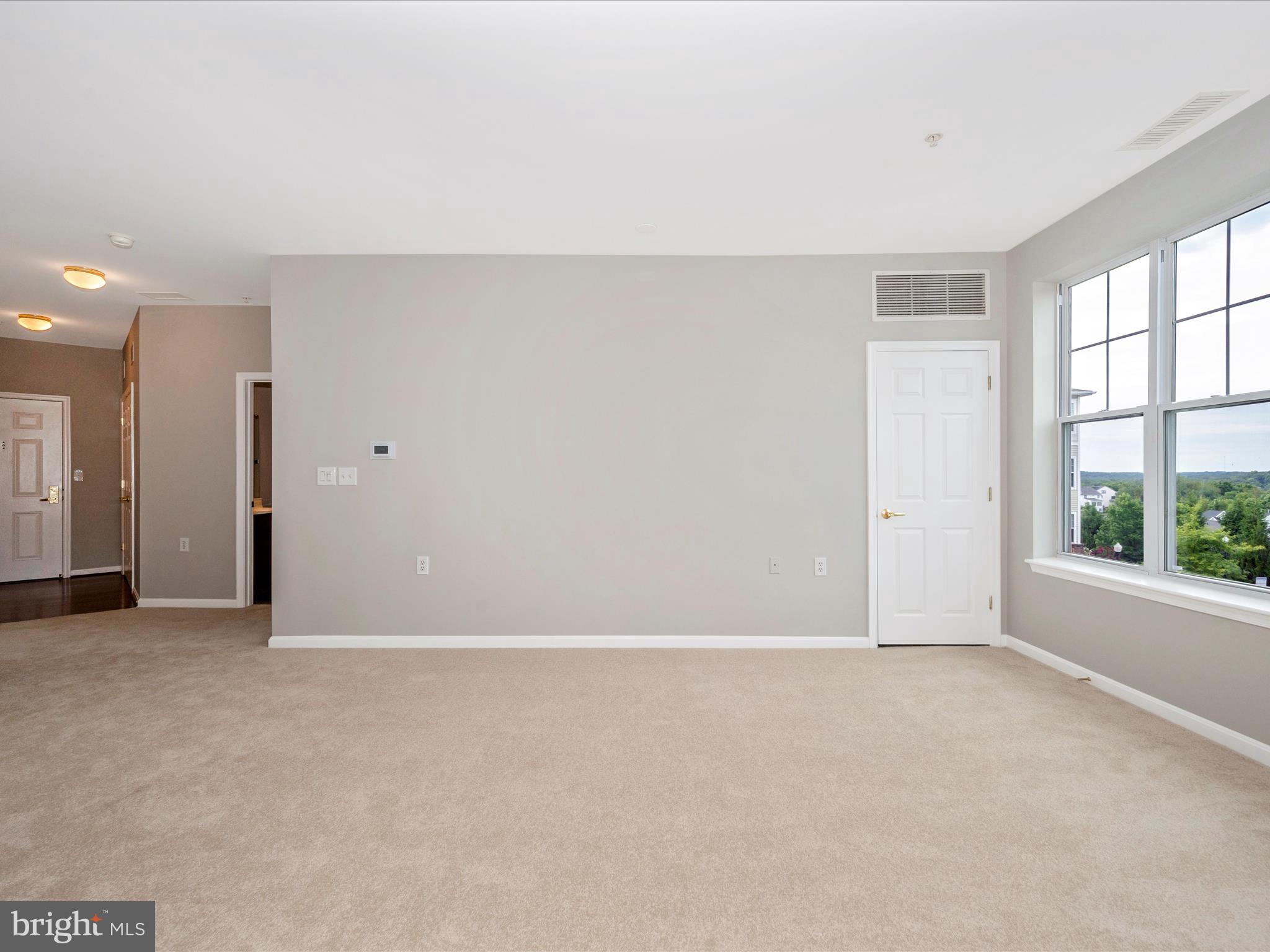 KINGS OVERLOOK - Residential