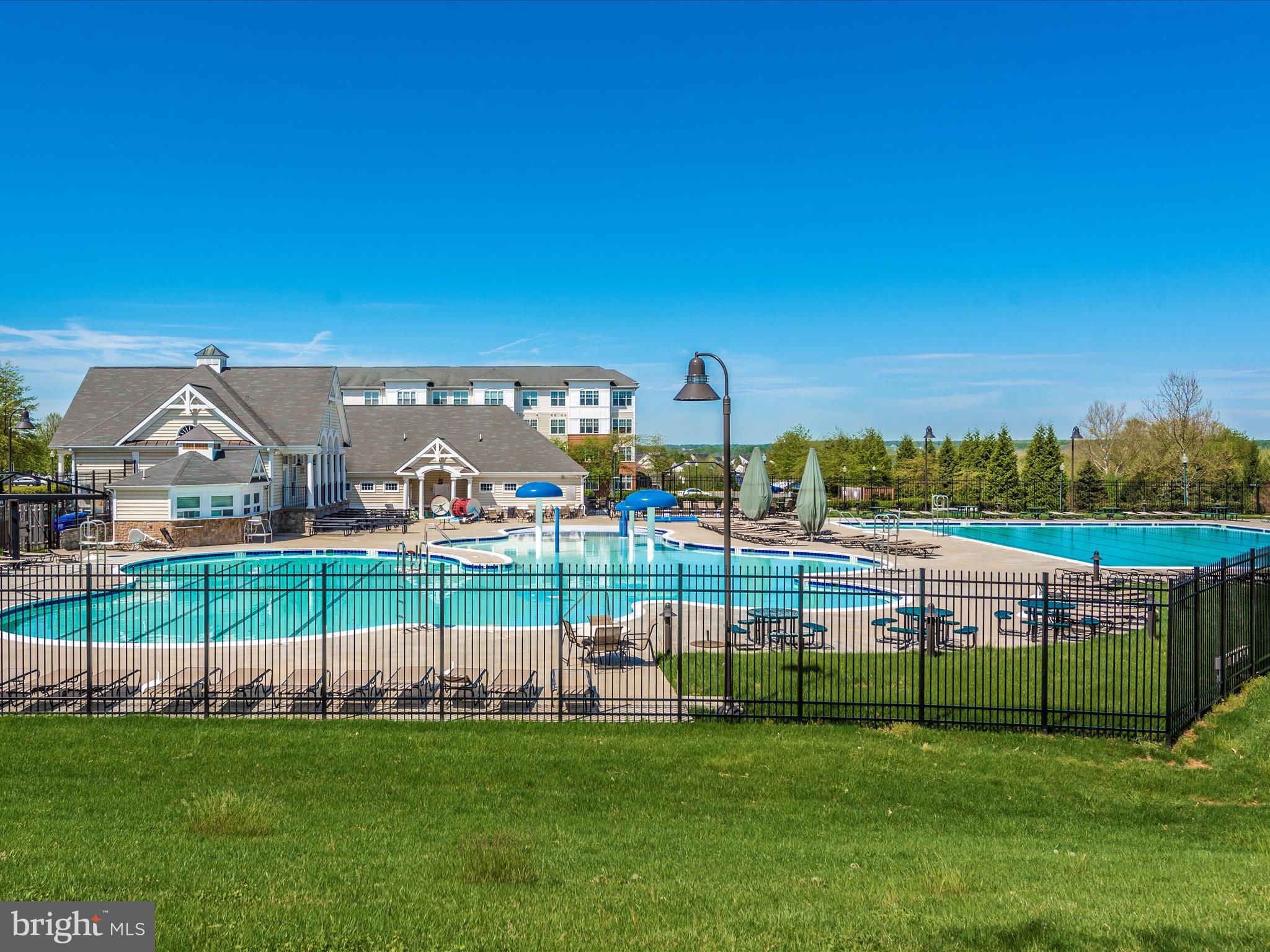 KINGS OVERLOOK - Residential