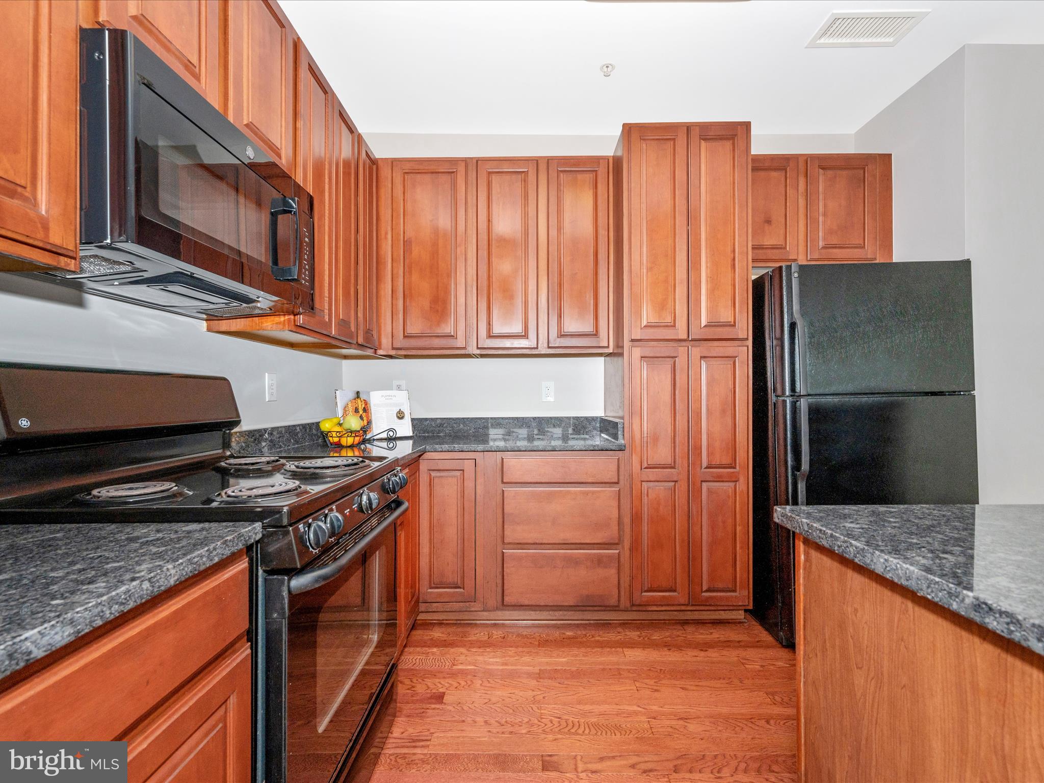 KINGS OVERLOOK - Residential