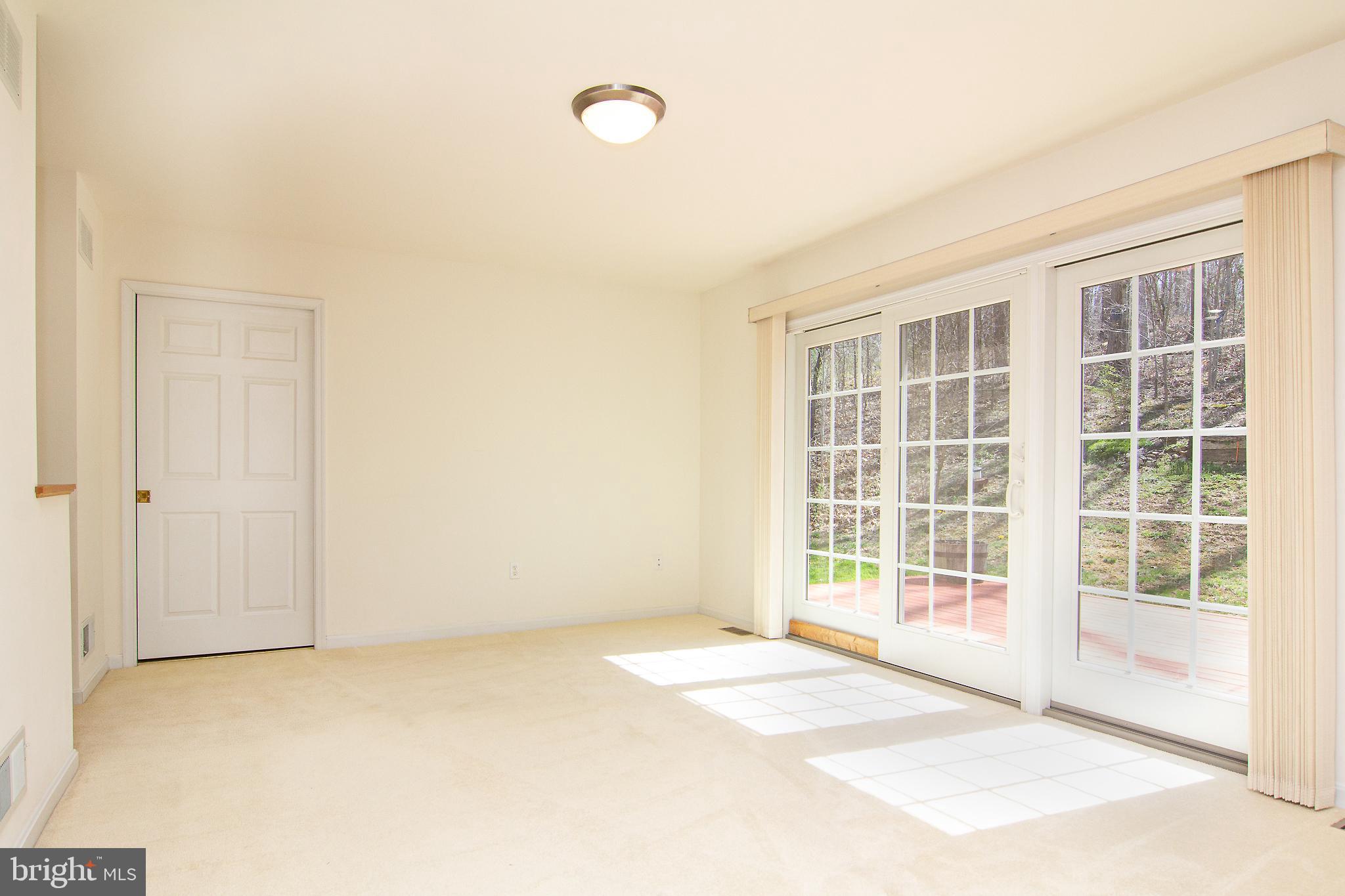 CARROLL COUNTY FARMETTES - Residential