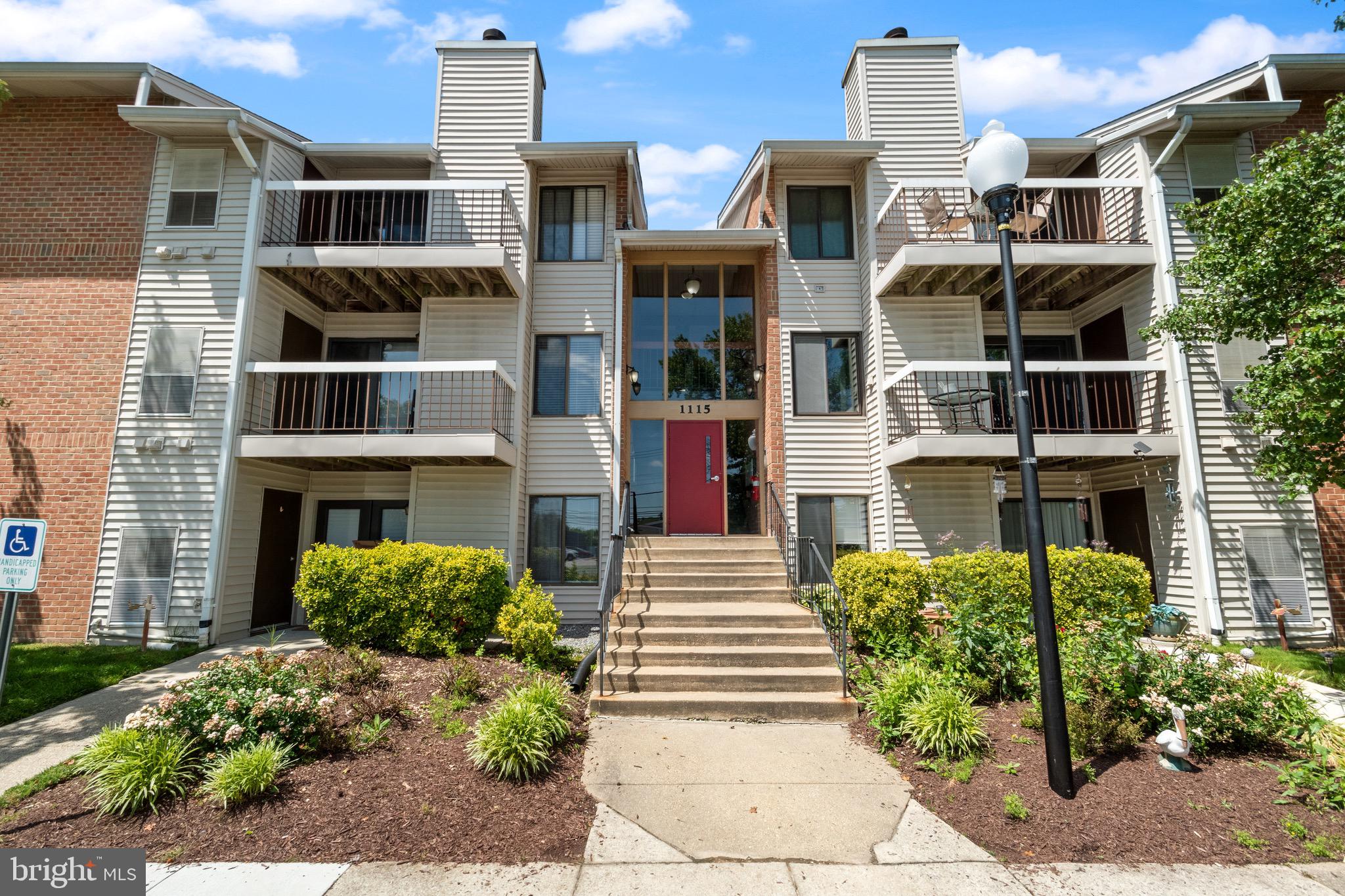 CASTLE HARBOUR CONDO - Residential