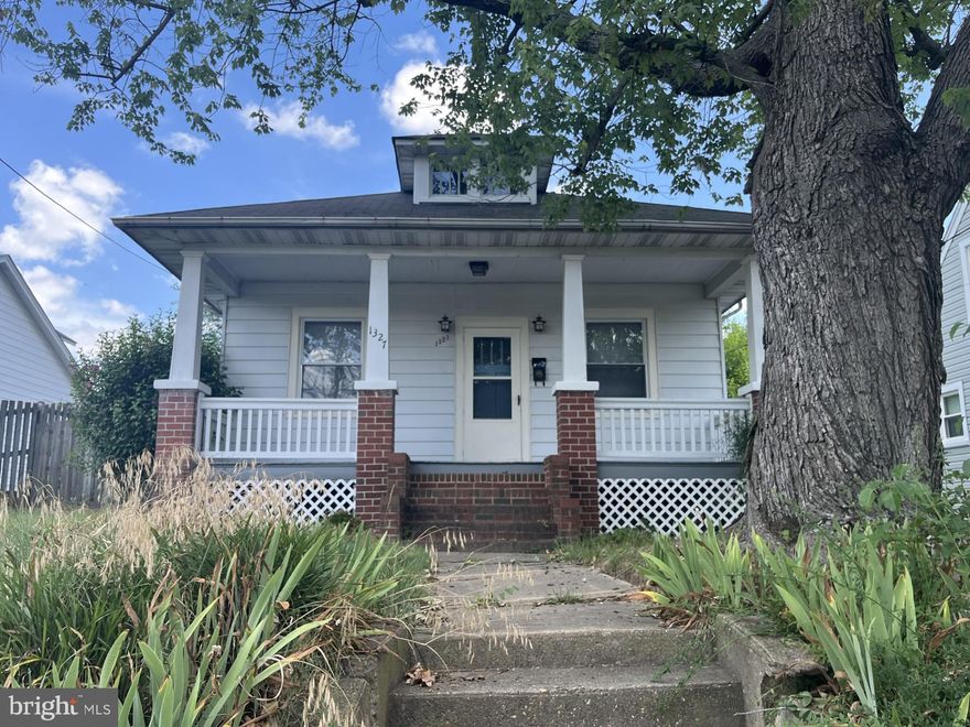 Charming 2 bed/1 bath single family home minutes from Downtown, UMW, VRE & much more! Features beautiful wood flooring throughout. Unfinished basement provides plenty of storage! Fenced yard, large covered front porch. Driveway/ off street parking. Home will be professionally cleaned prior to new tenant move in!
