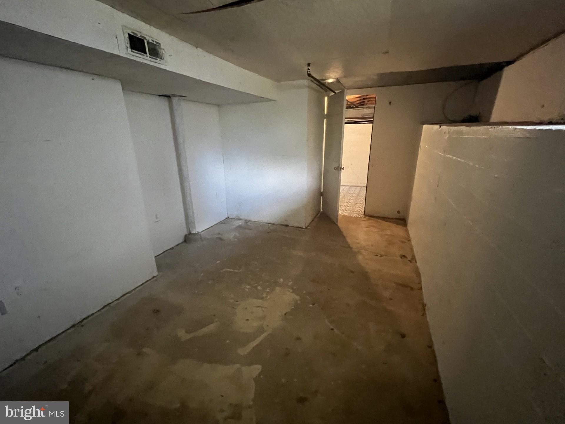 FREDERICKSBURG CITY - Residential Lease