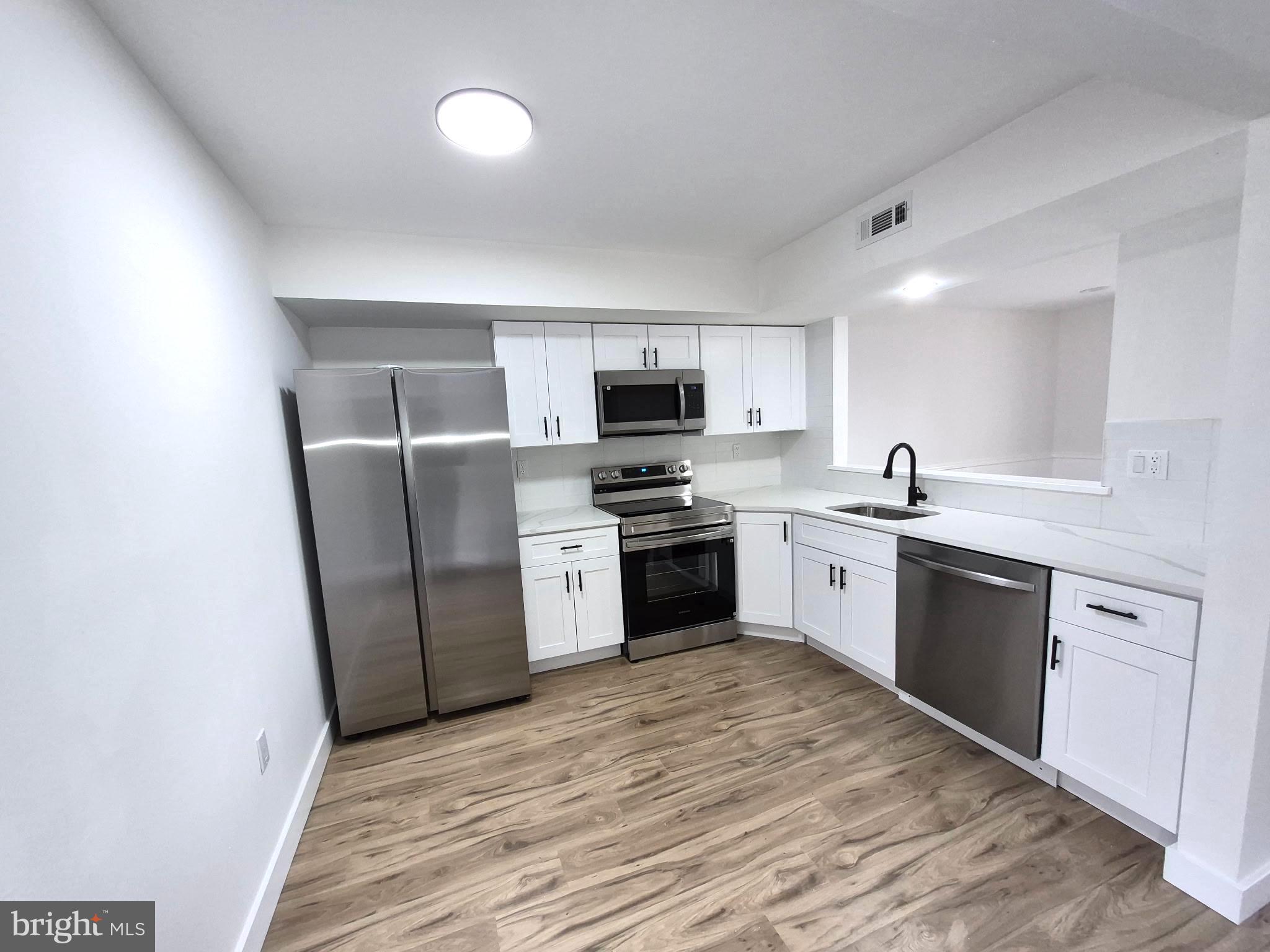 STONEBRIDGE - Residential