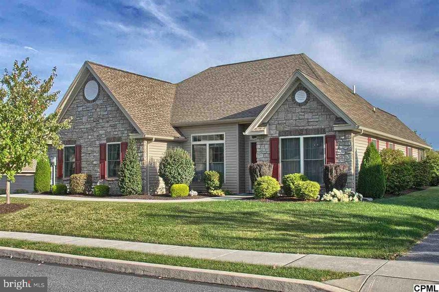 Amazing value & conveniently located ranch home in desirable Winding Hills. This Chelmsford model is beautifully landscaped & includes 3 bedrooms, 2 baths, an attached 2 car garage, formal dining room, eat-in kitchen, 2 skylights in great room, gas fireplace, patio and 9 x 12 screen porch. All this plus 120+ acres of common area and walking trails. Community building a salt water pool coming in 2014!