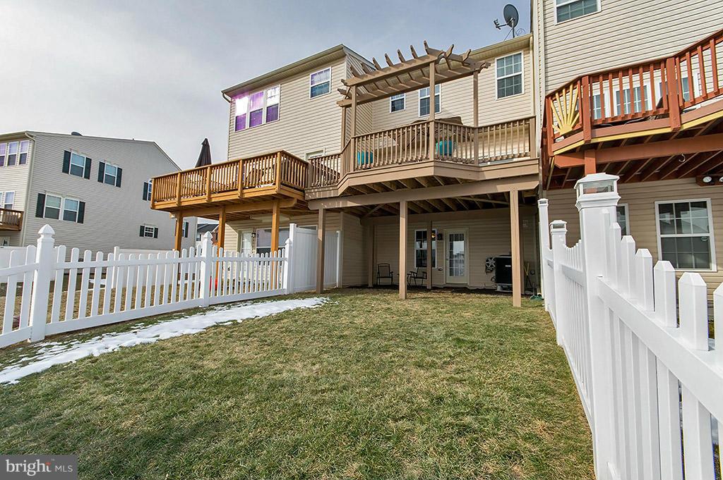 BROOKFIELD - Residential