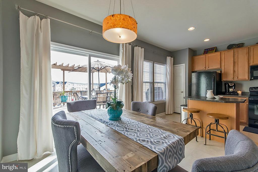 BROOKFIELD - Residential