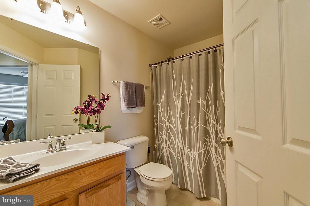 BROOKFIELD - Residential