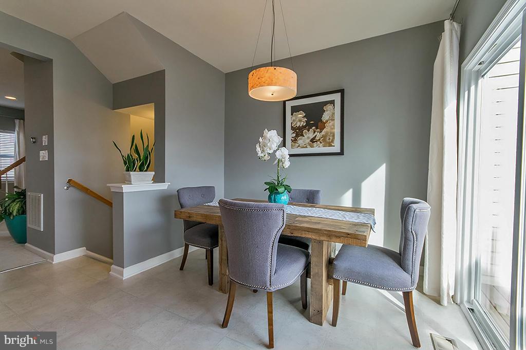 BROOKFIELD - Residential