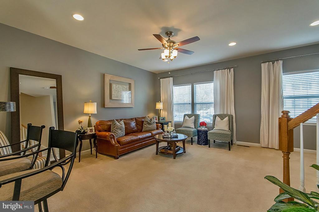 BROOKFIELD - Residential