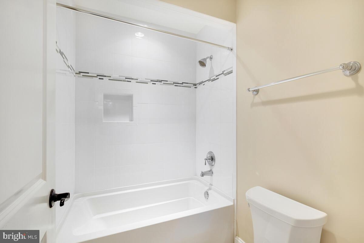 LUXMANOR - Residential