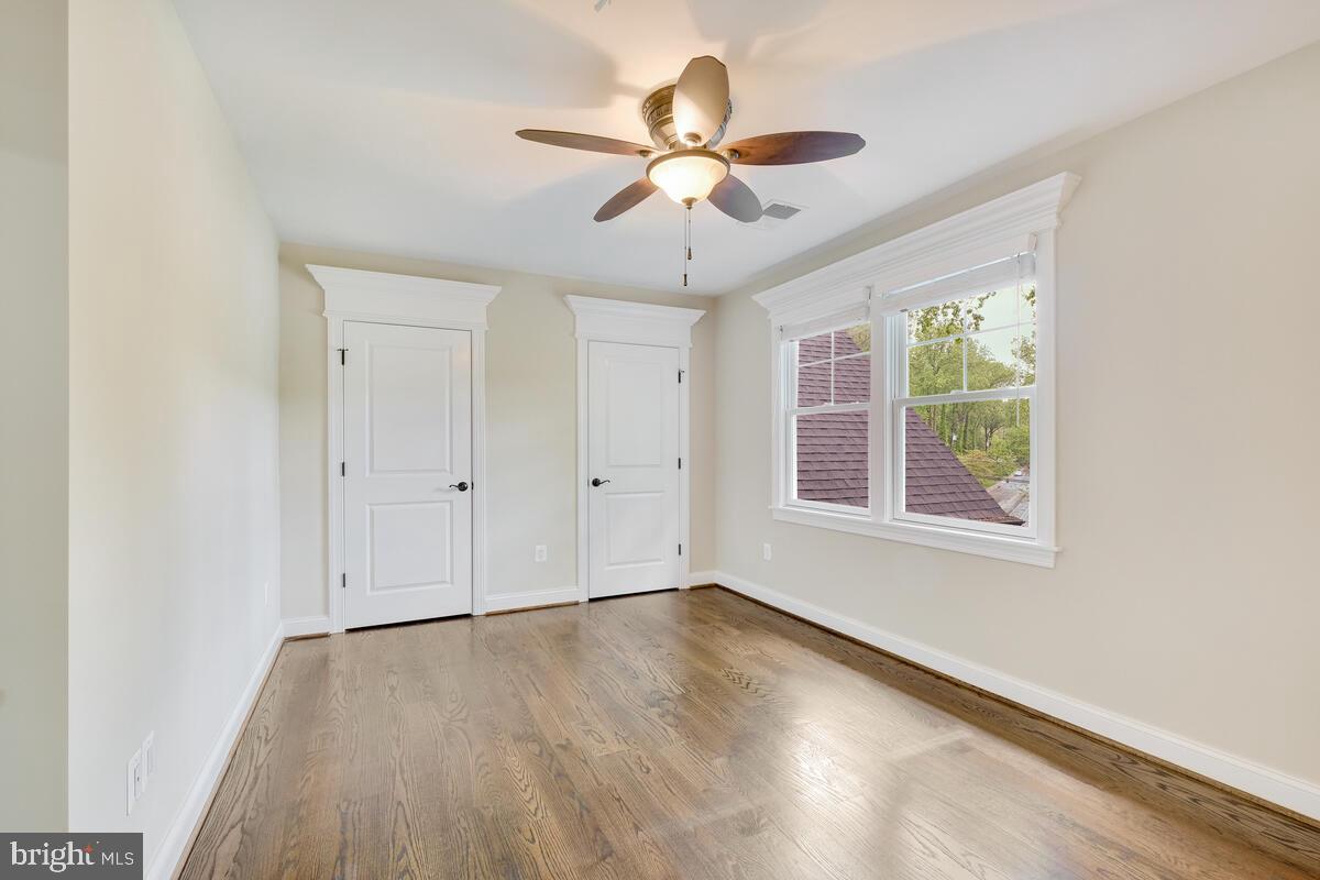 LUXMANOR - Residential