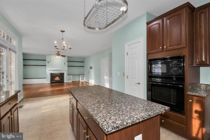 LORTON VALLEY NORTH - Residential Lease