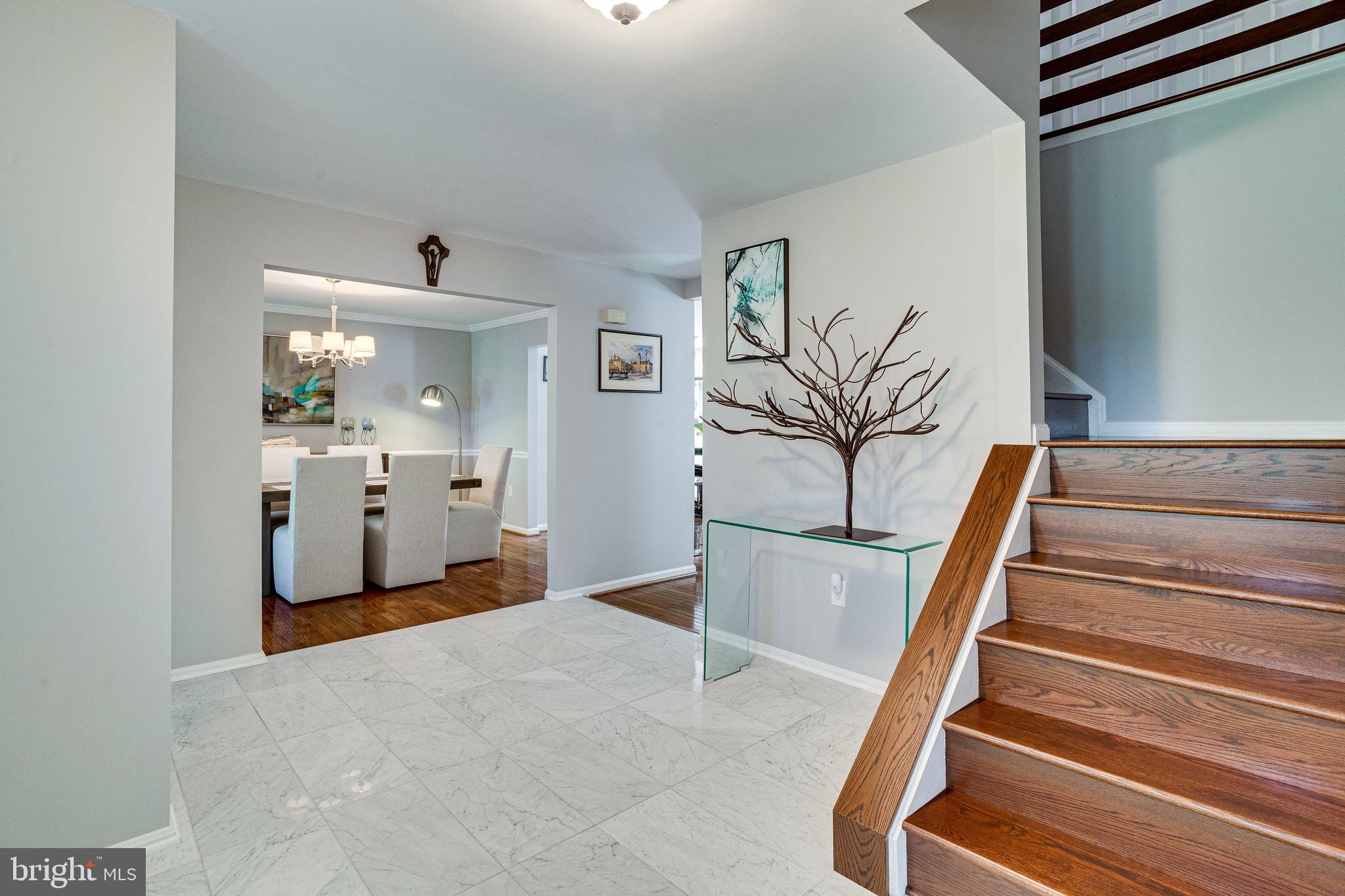 NAPLES MANOR - Residential