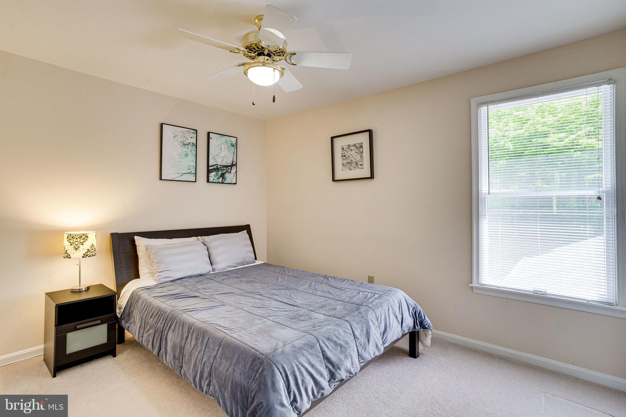 NAPLES MANOR - Residential