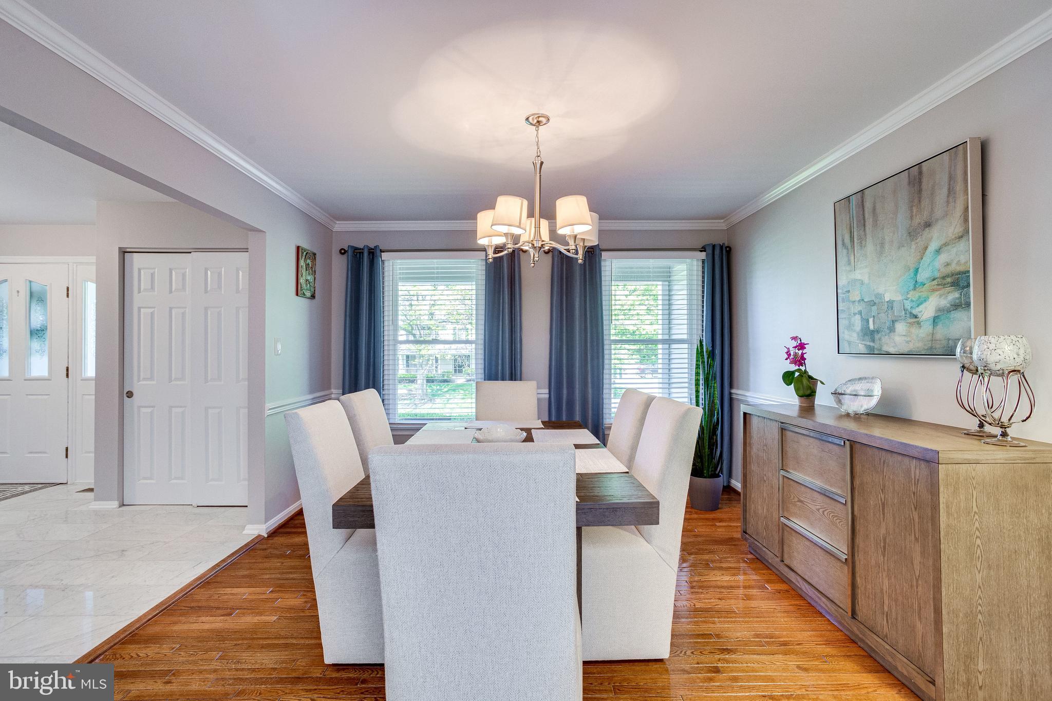 NAPLES MANOR - Residential