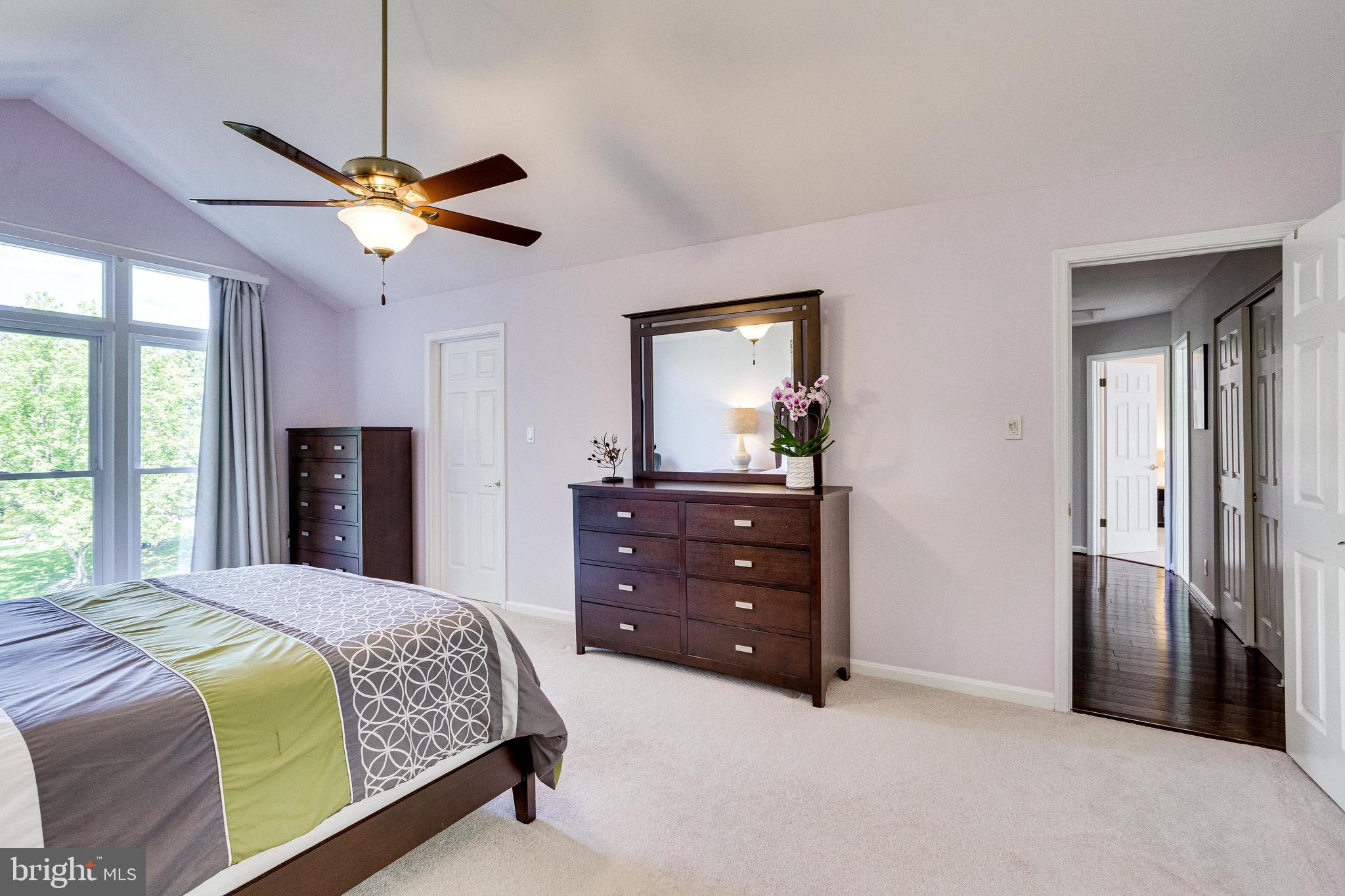 NAPLES MANOR - Residential