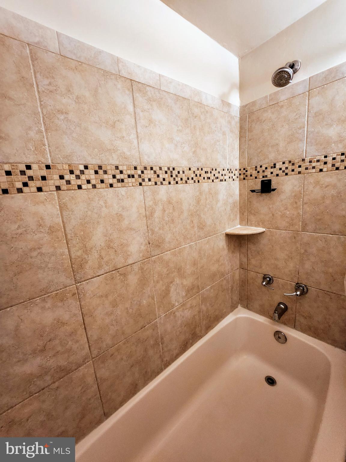 GEORGE MASON VILLAGE - Residential