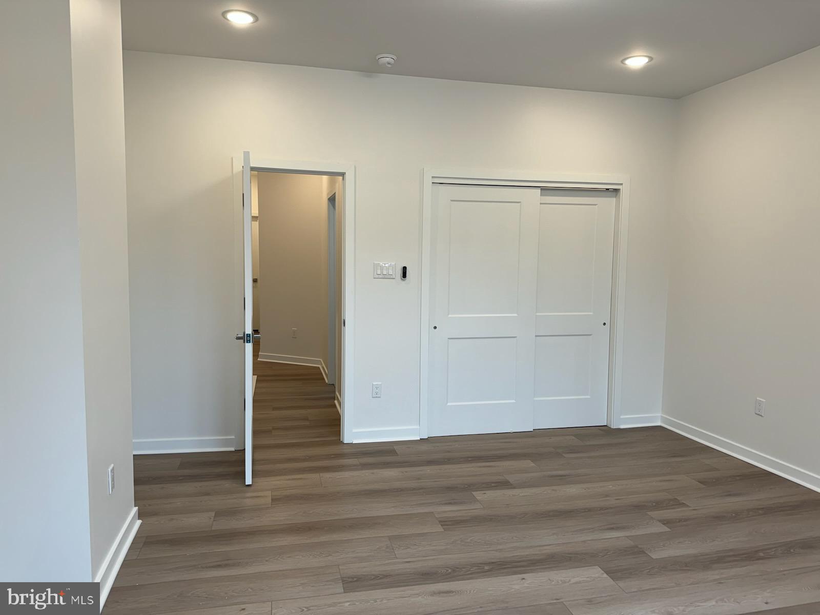 OVERBROOK - Residential