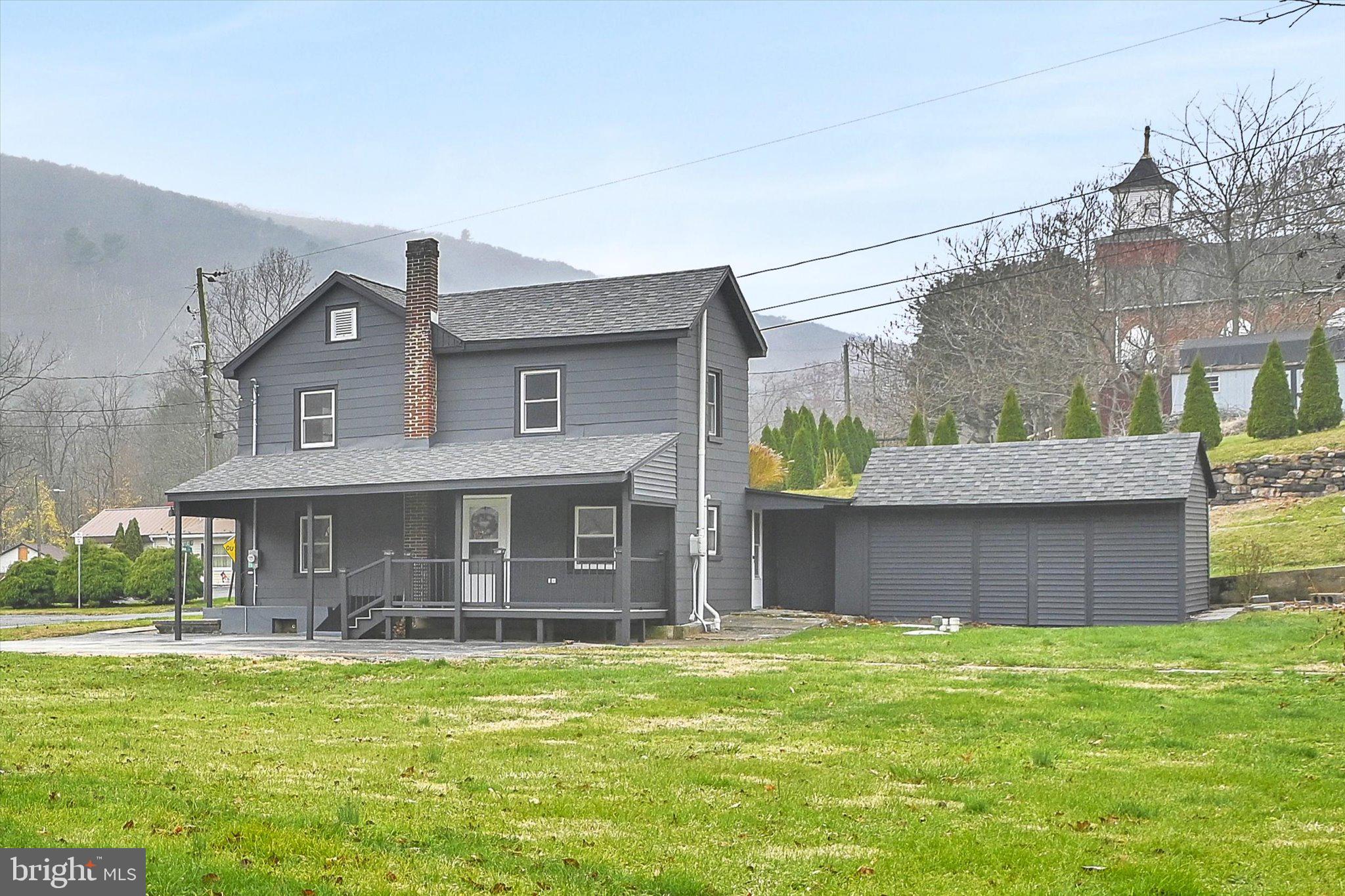 1021 SCHUYLKILL STREET