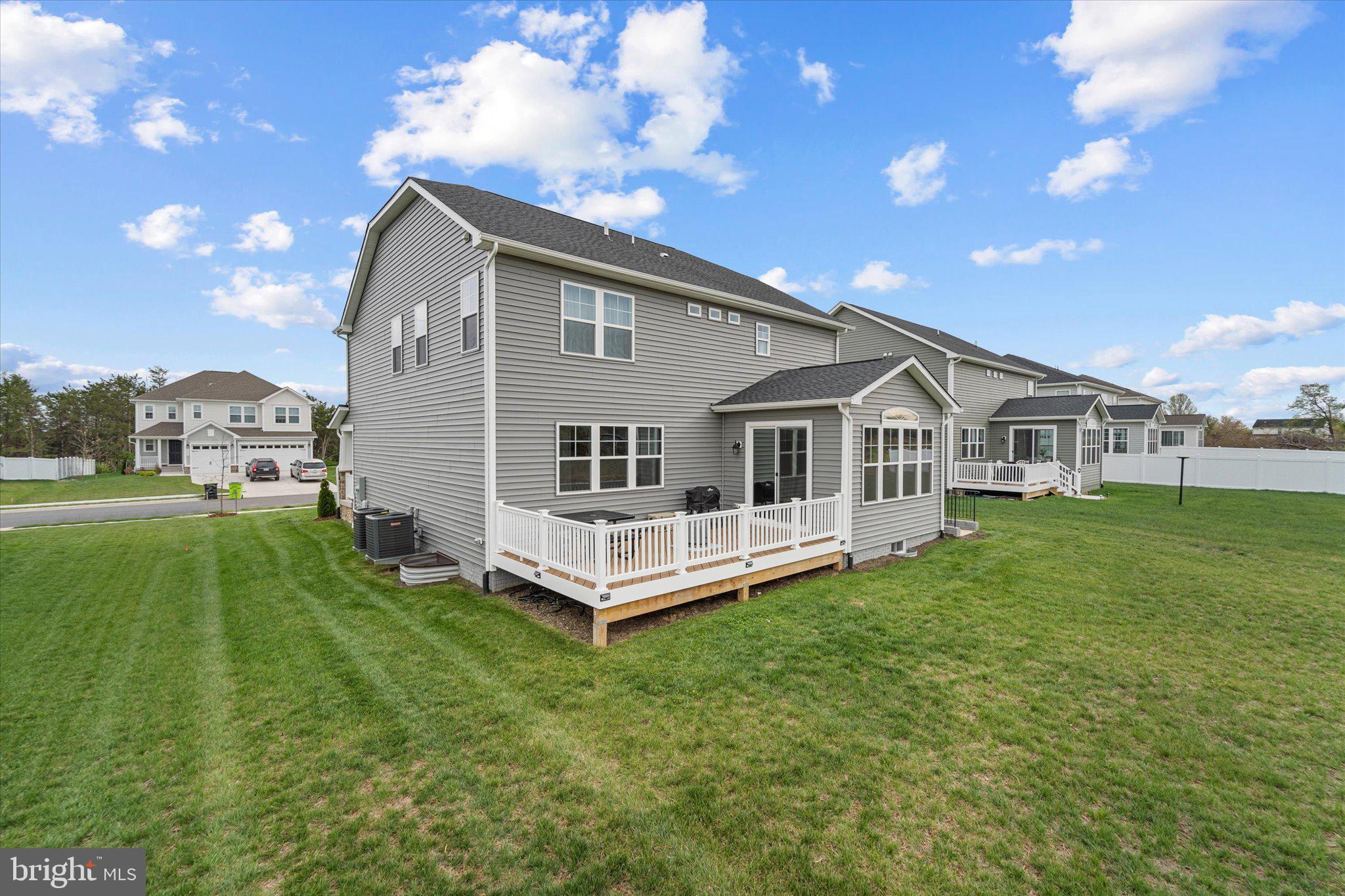 5024 GRAY FOX DRIVE
