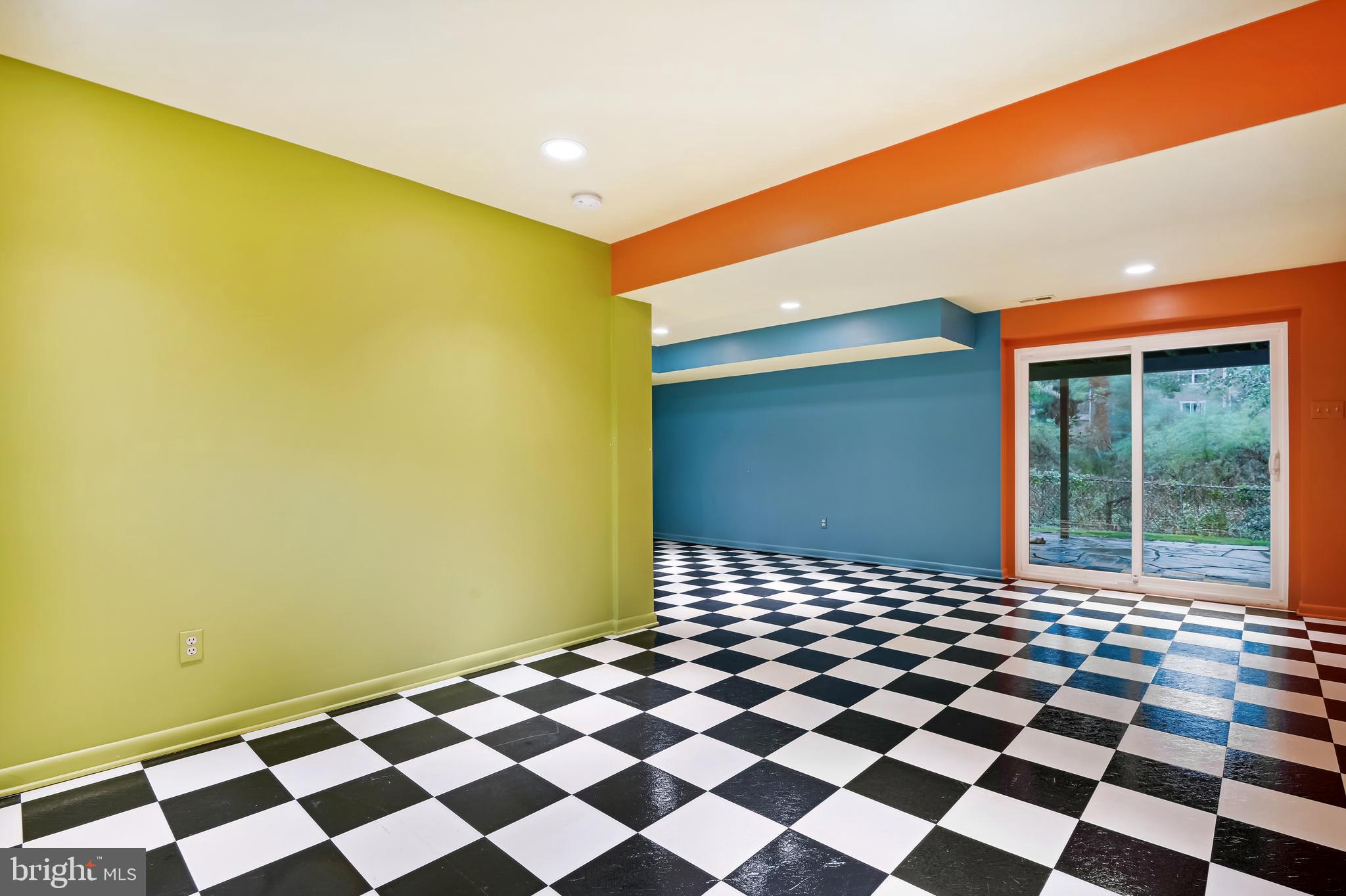 HILLSMERE SHORES - Residential