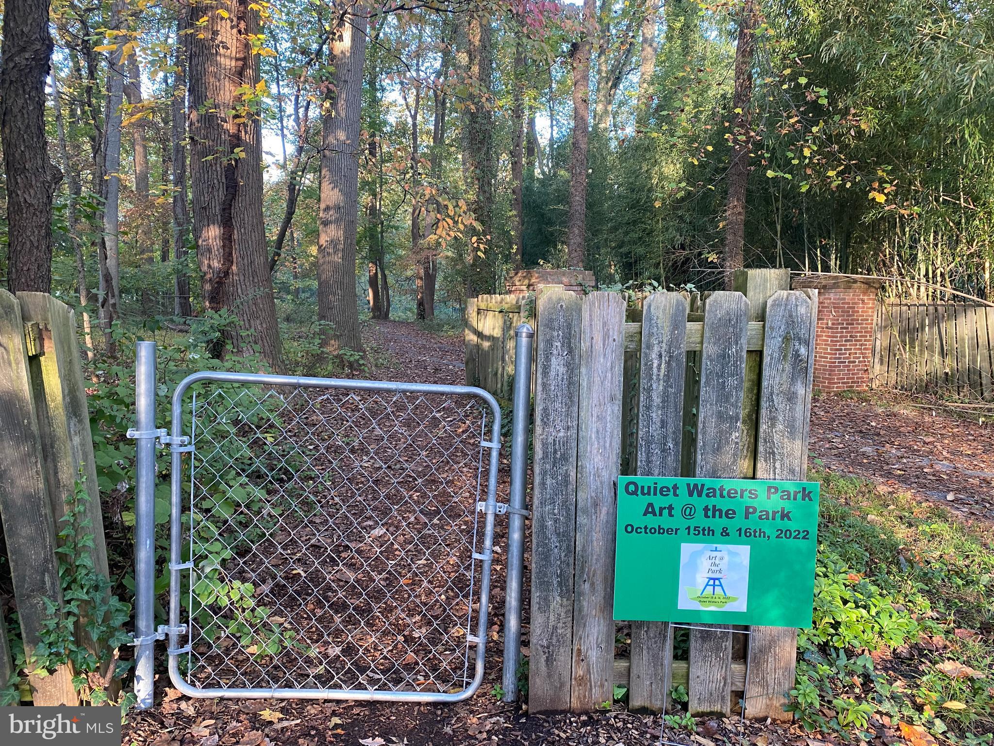 HILLSMERE SHORES - Residential