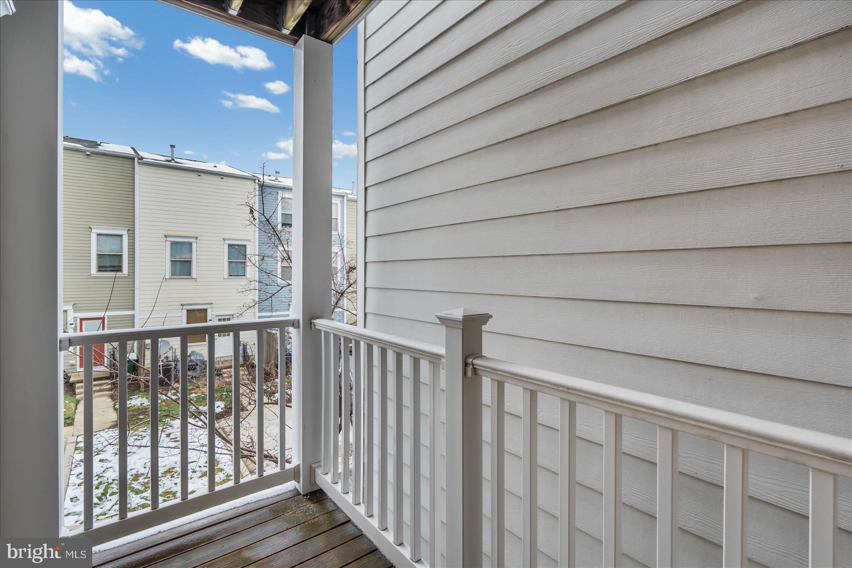 ALBEMARLE SQUARE - Residential