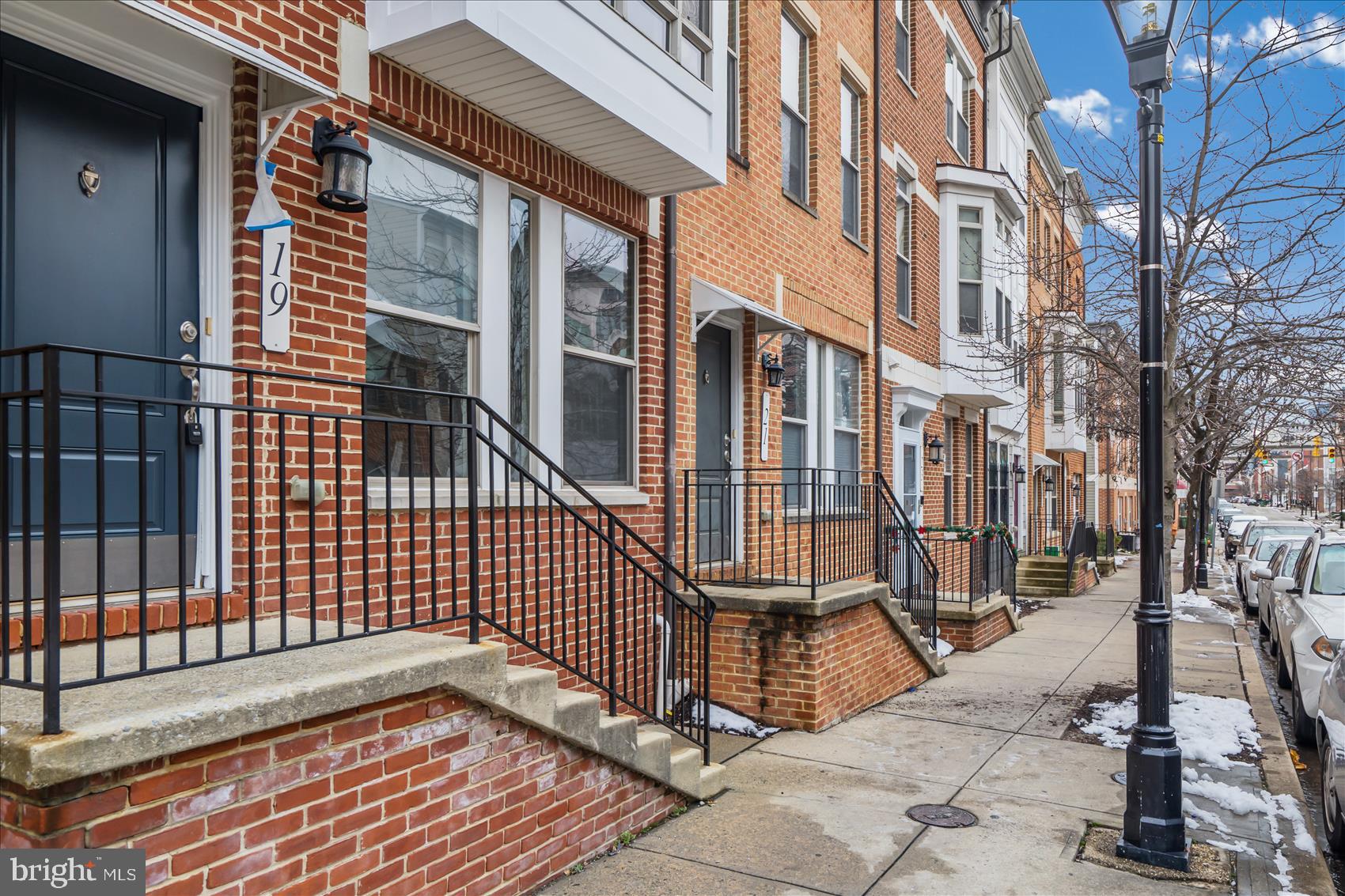 ALBEMARLE SQUARE - Residential