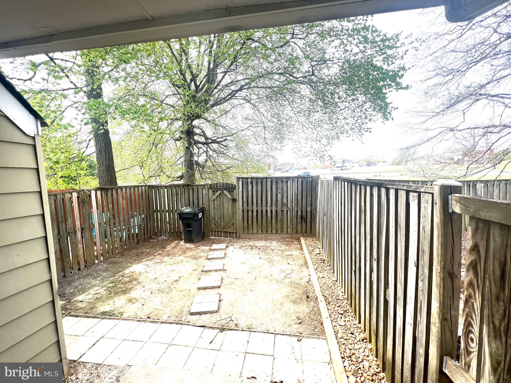 DALE CITY - Residential Lease