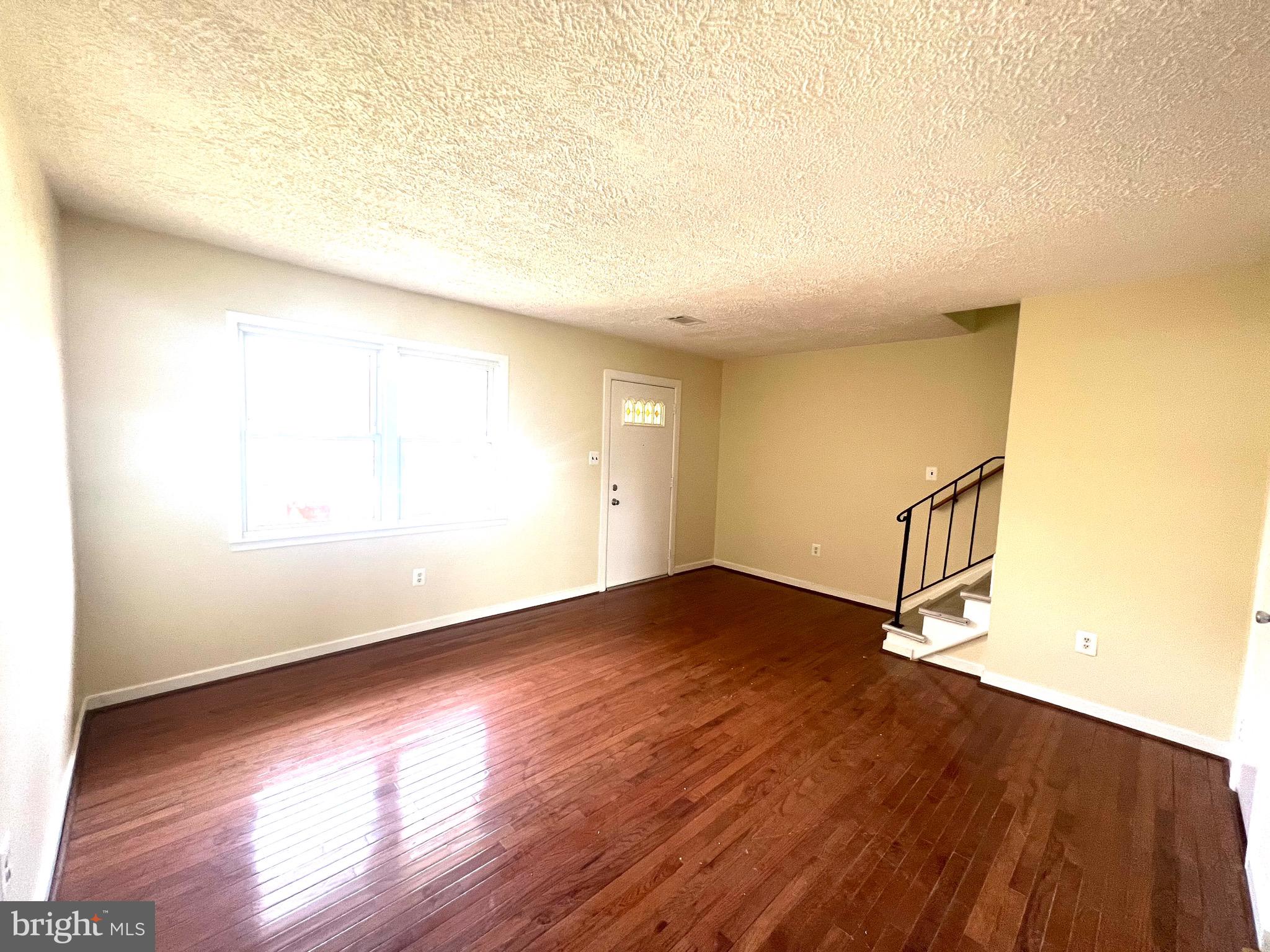 DALE CITY - Residential Lease