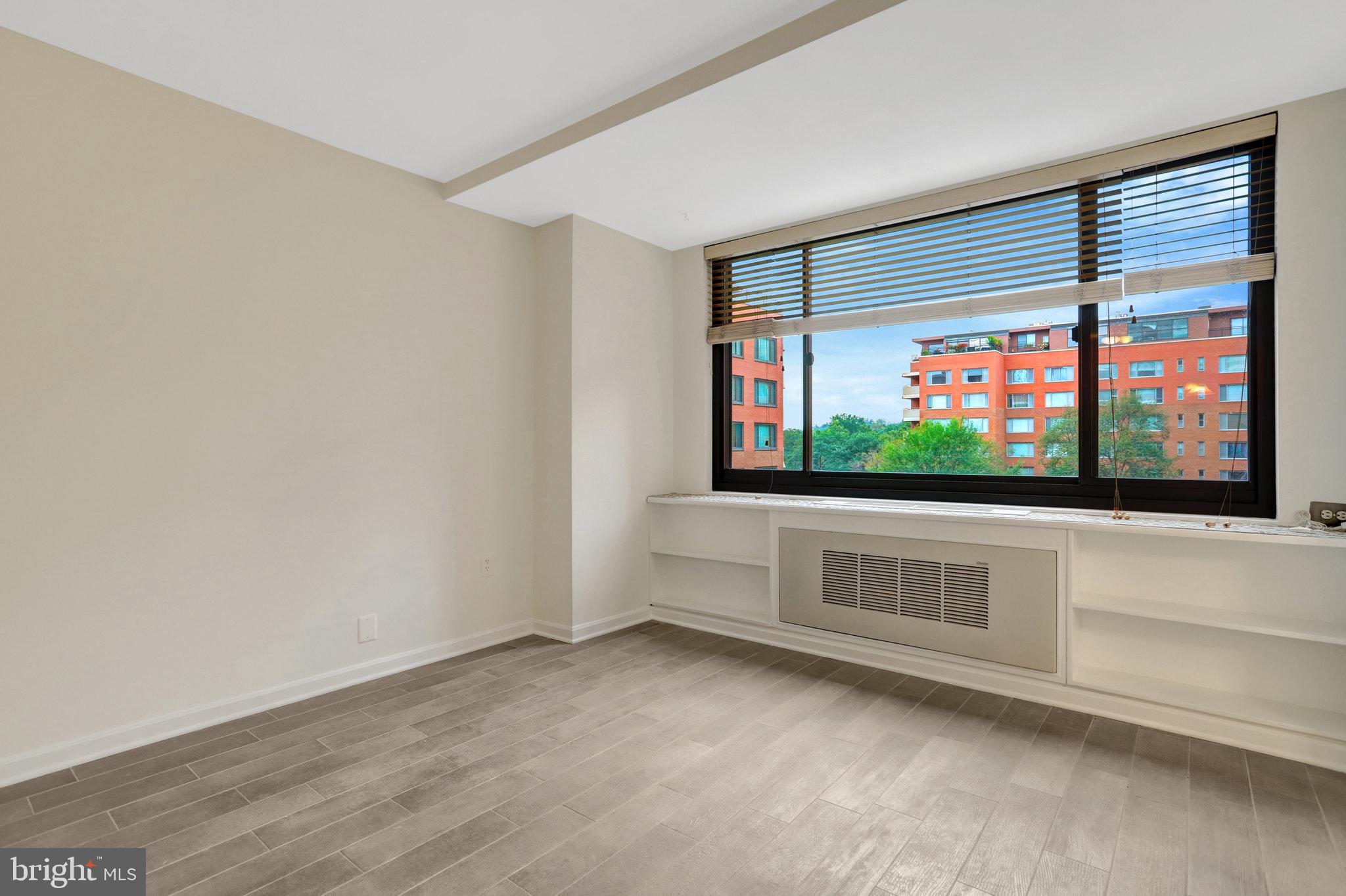 RIVER PLACE - Residential Lease