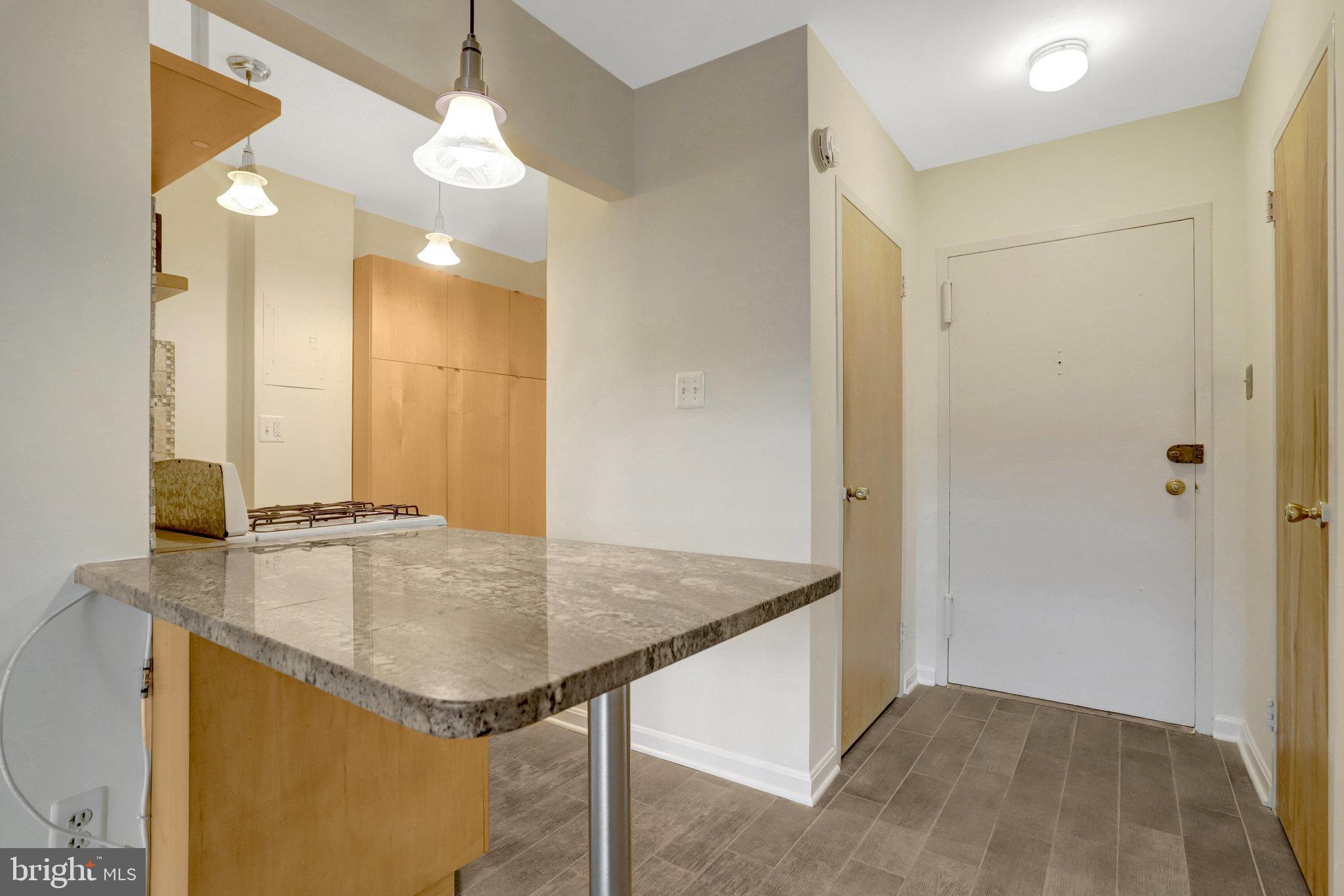 RIVER PLACE - Residential Lease