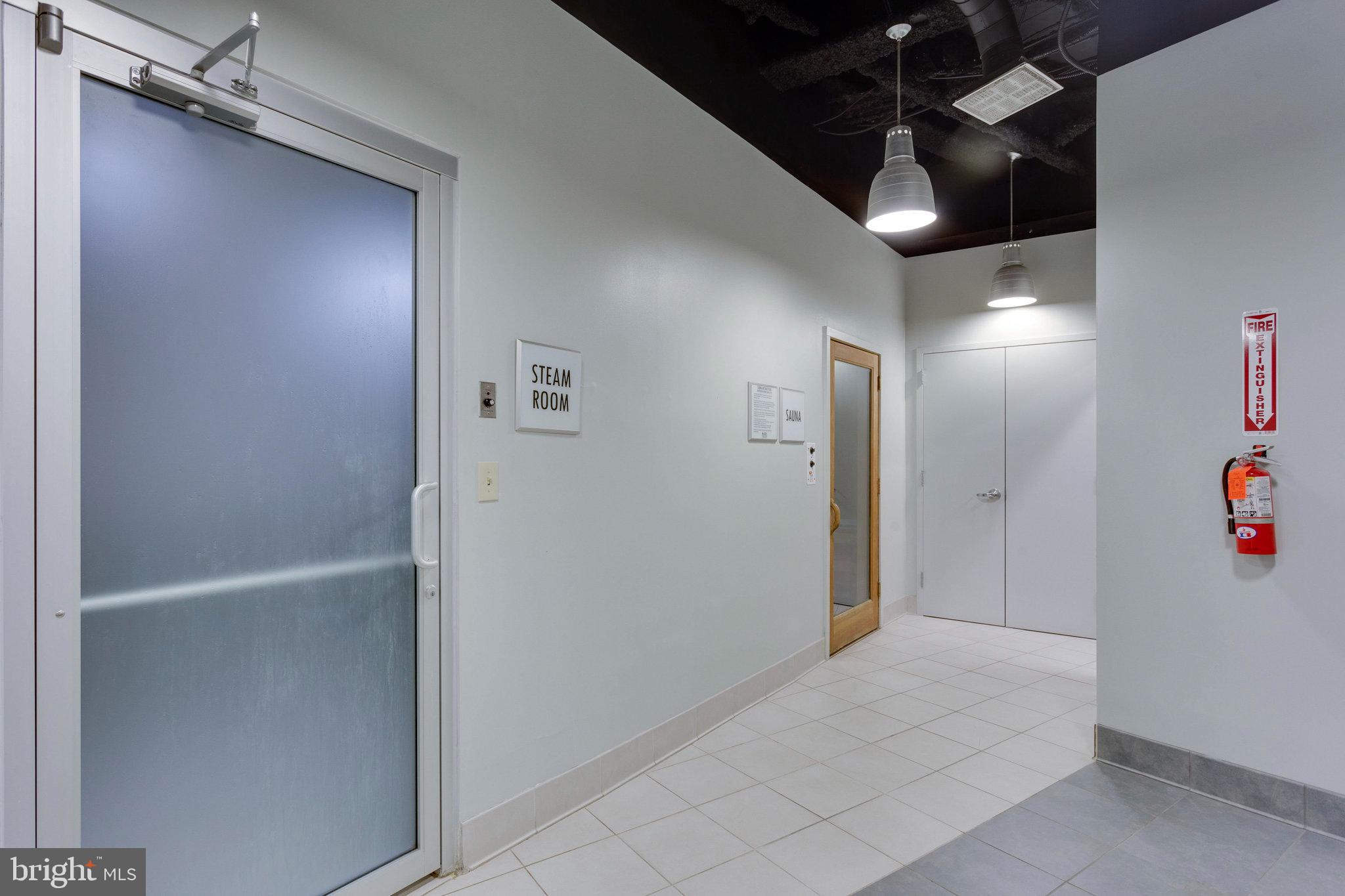 RIVER PLACE - Residential Lease