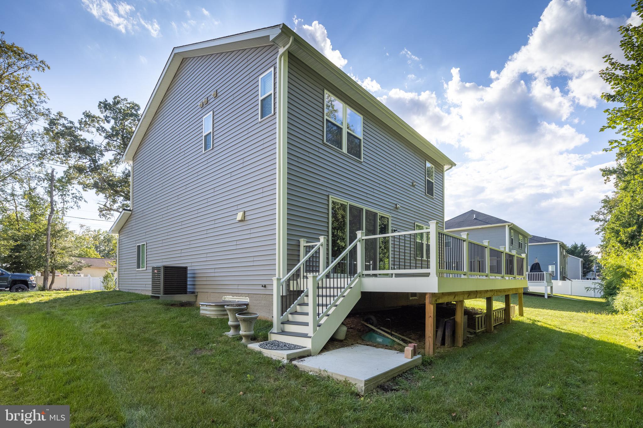 NESTORS LANDING - Residential Lease