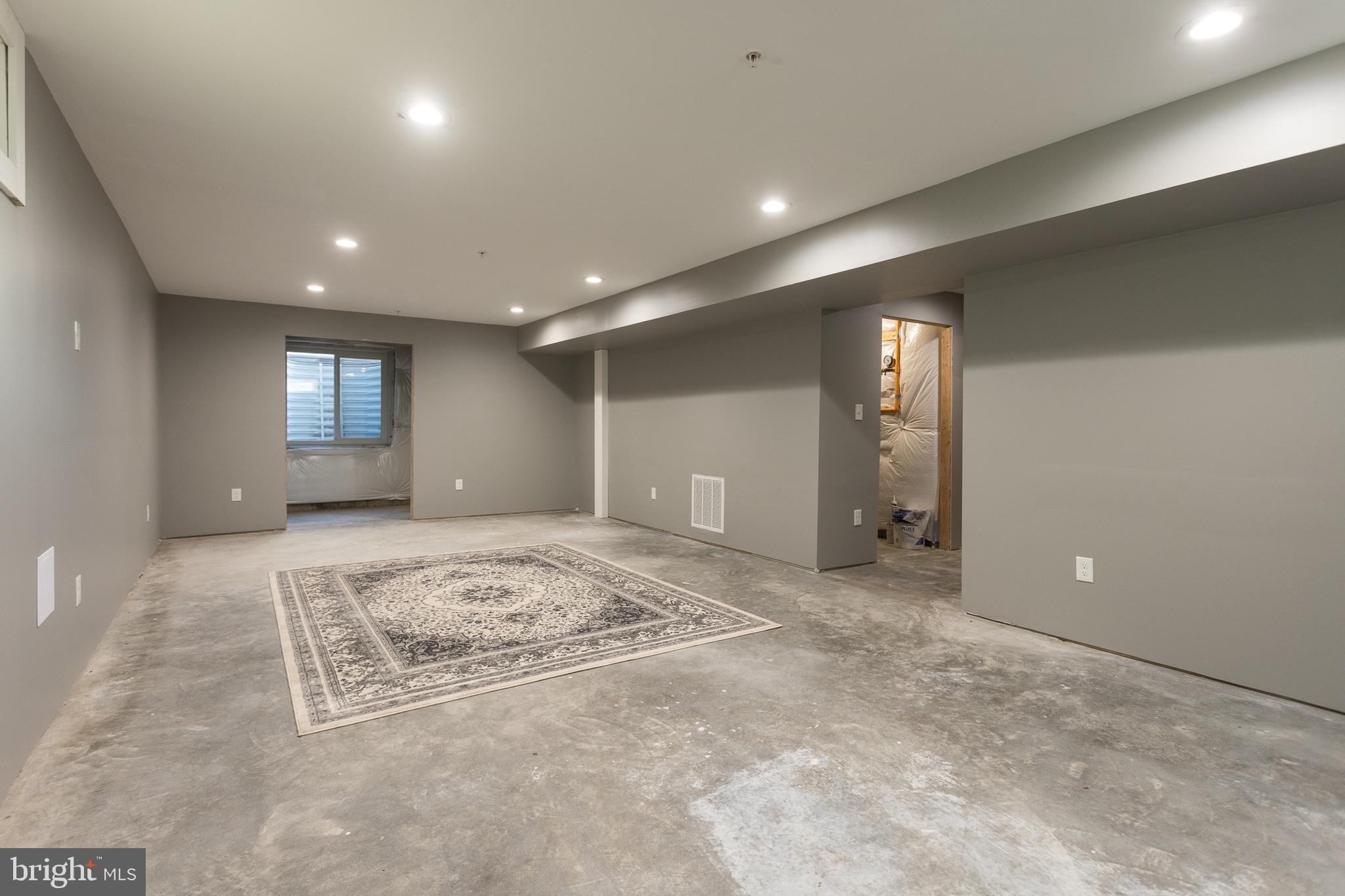 NESTORS LANDING - Residential Lease