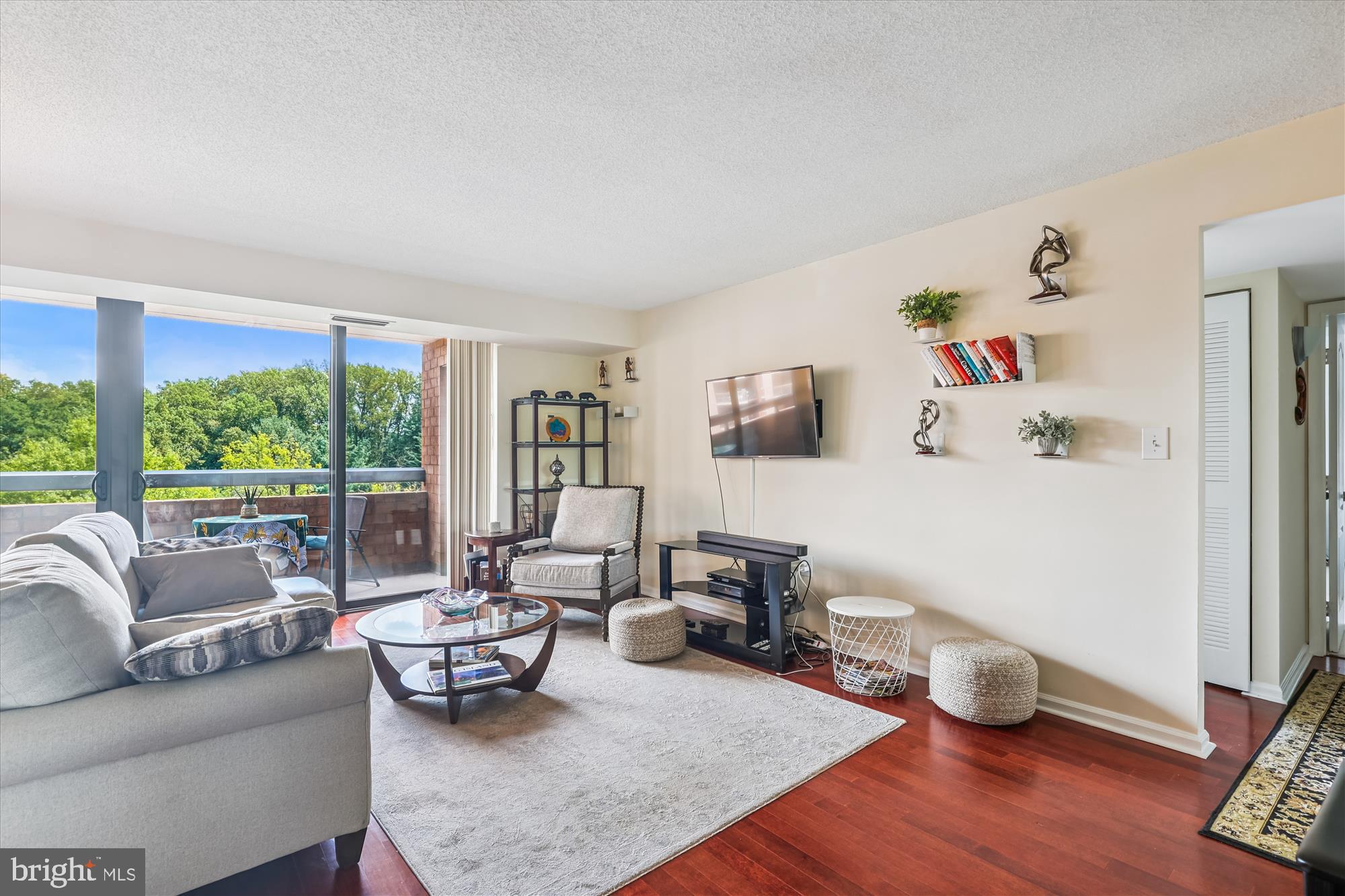 RENAISSANCE AT TYSONS - Residential