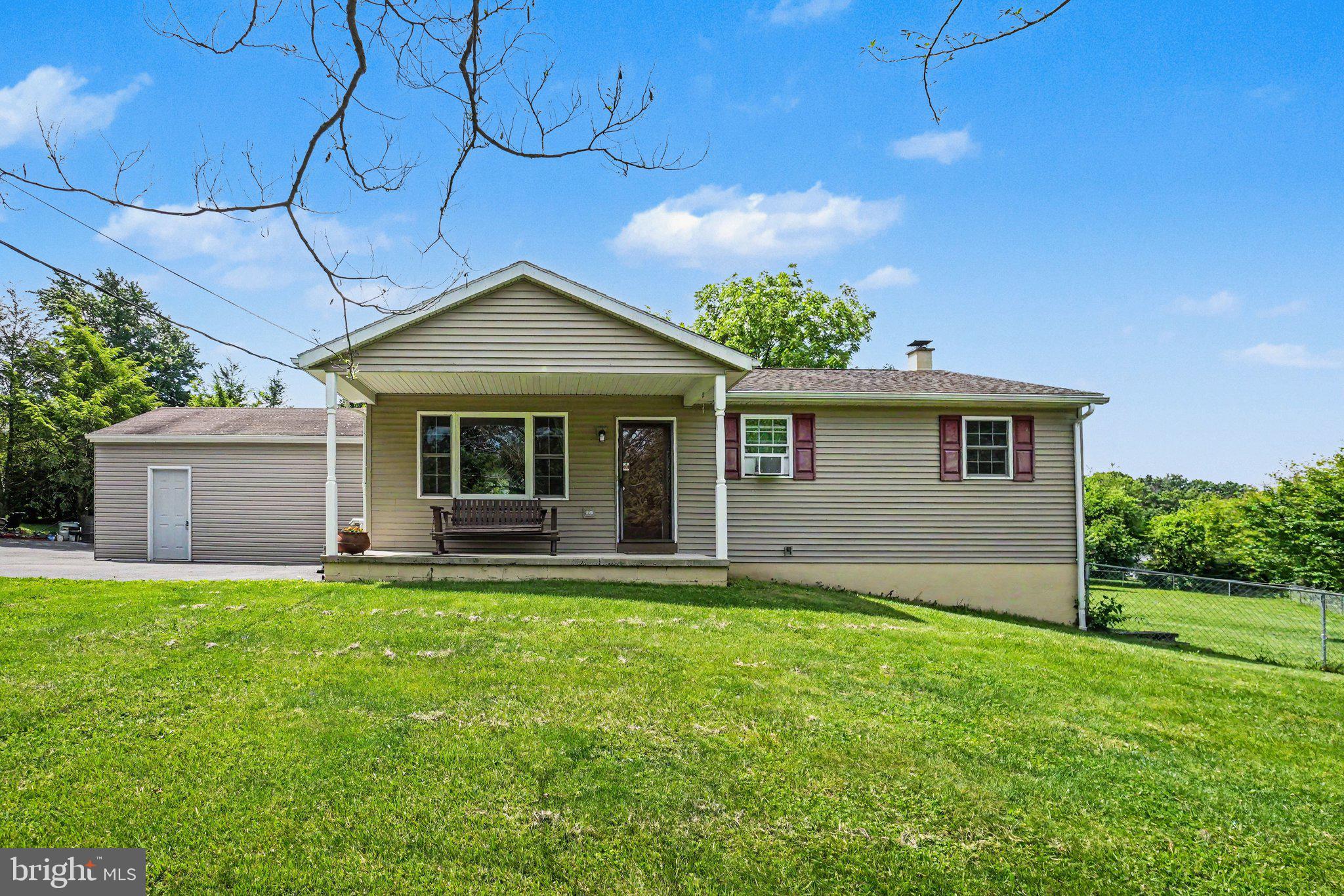 520 SCHOOLHOUSE ROAD
