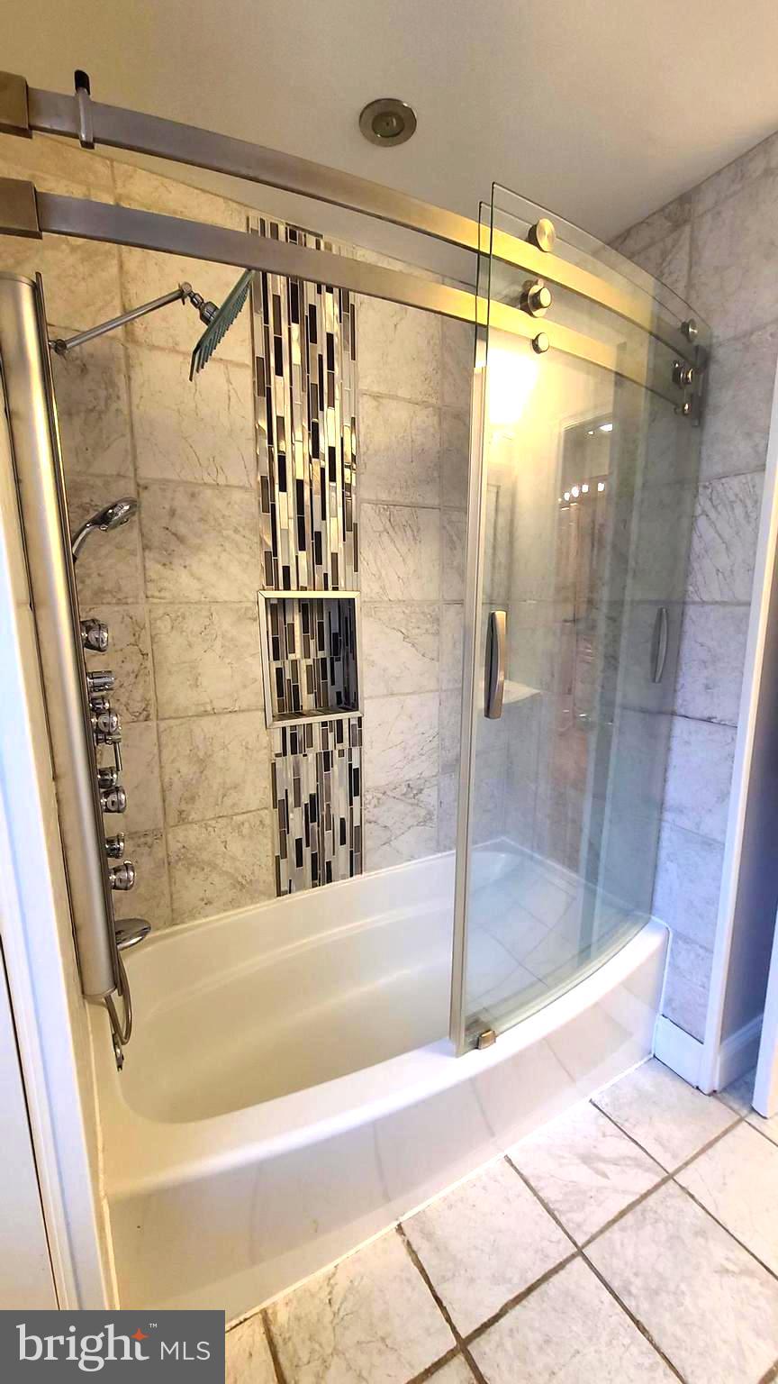 FOREST PARK - Residential