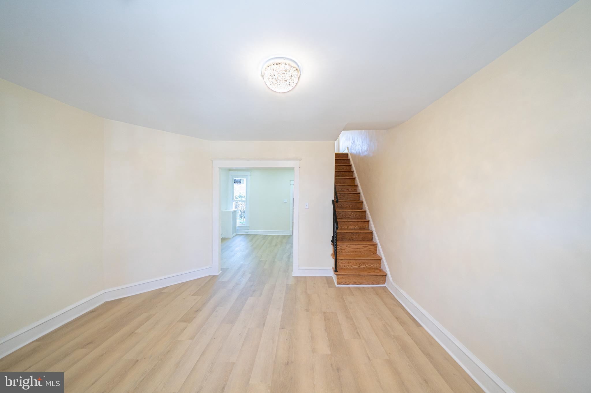 OLNEY (EAST) - Residential