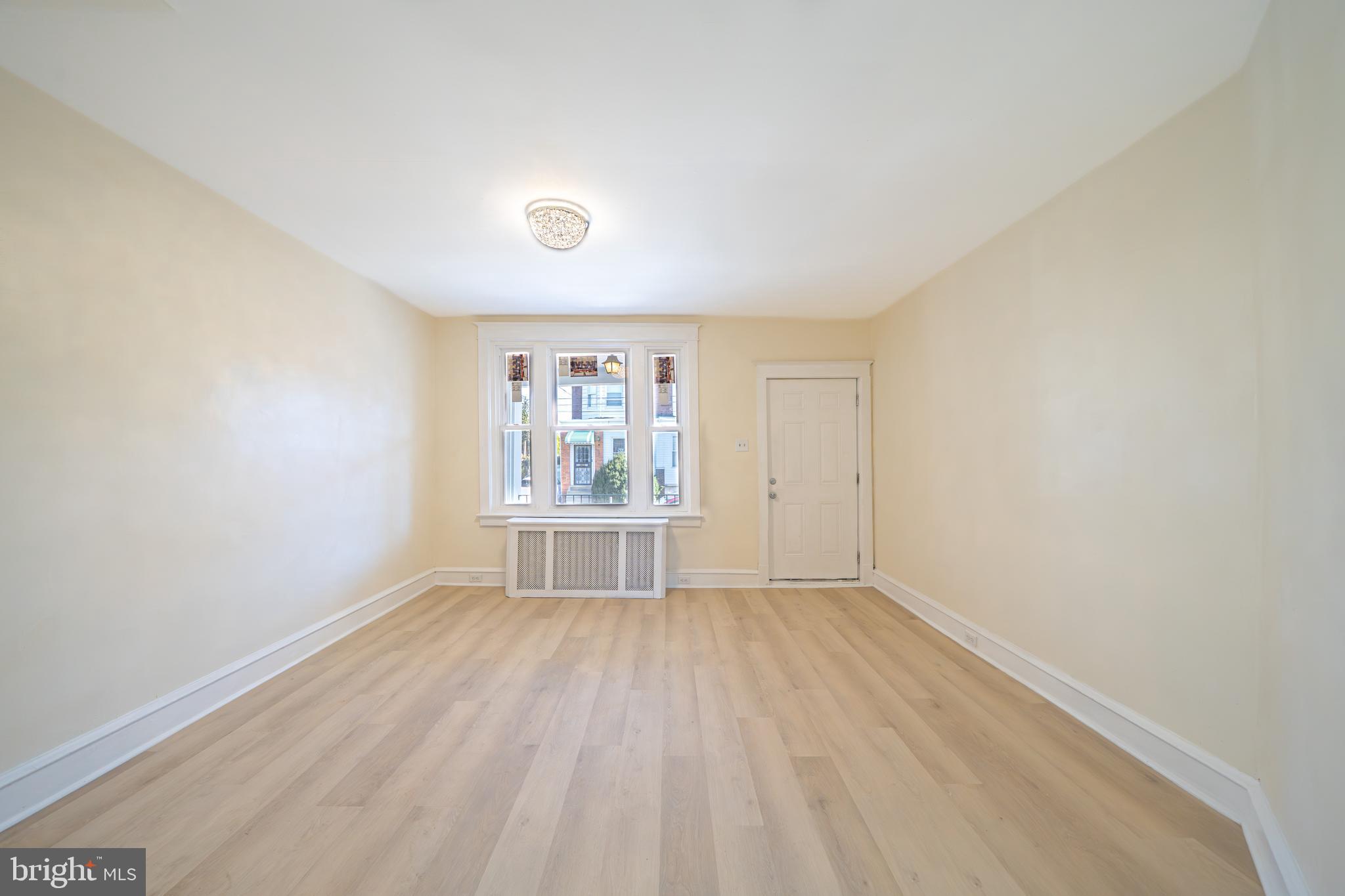 OLNEY (EAST) - Residential