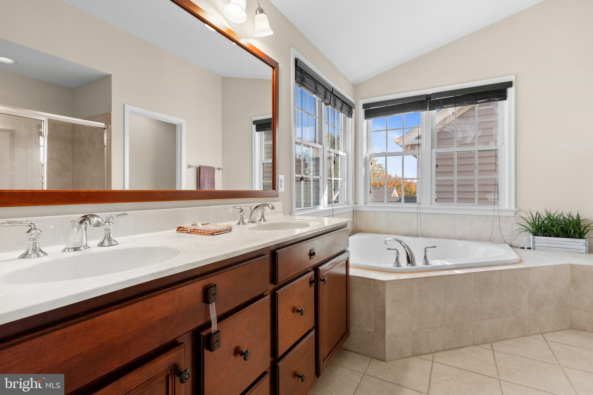 DOMINION VALLEY COUNTRY CLUB - Residential