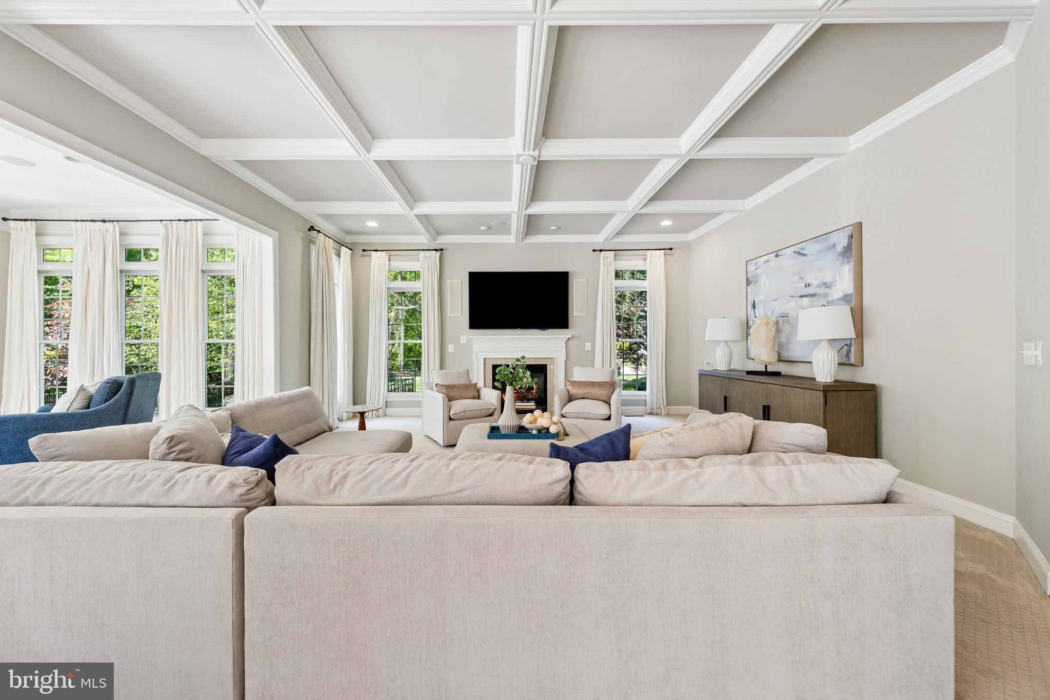 LANSDOWNE ON THE POTOMAC - Residential