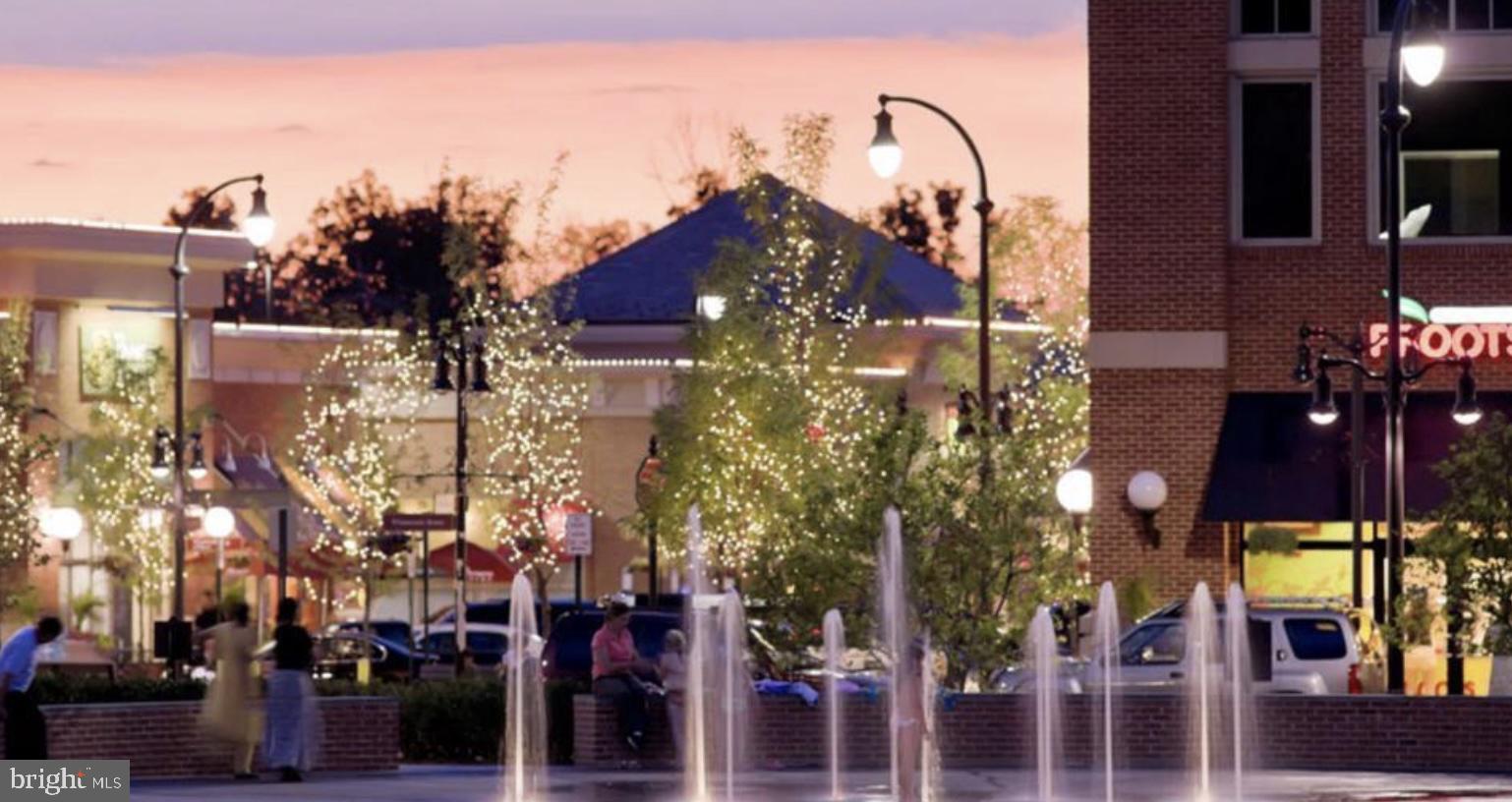 LANSDOWNE ON THE POTOMAC - Residential