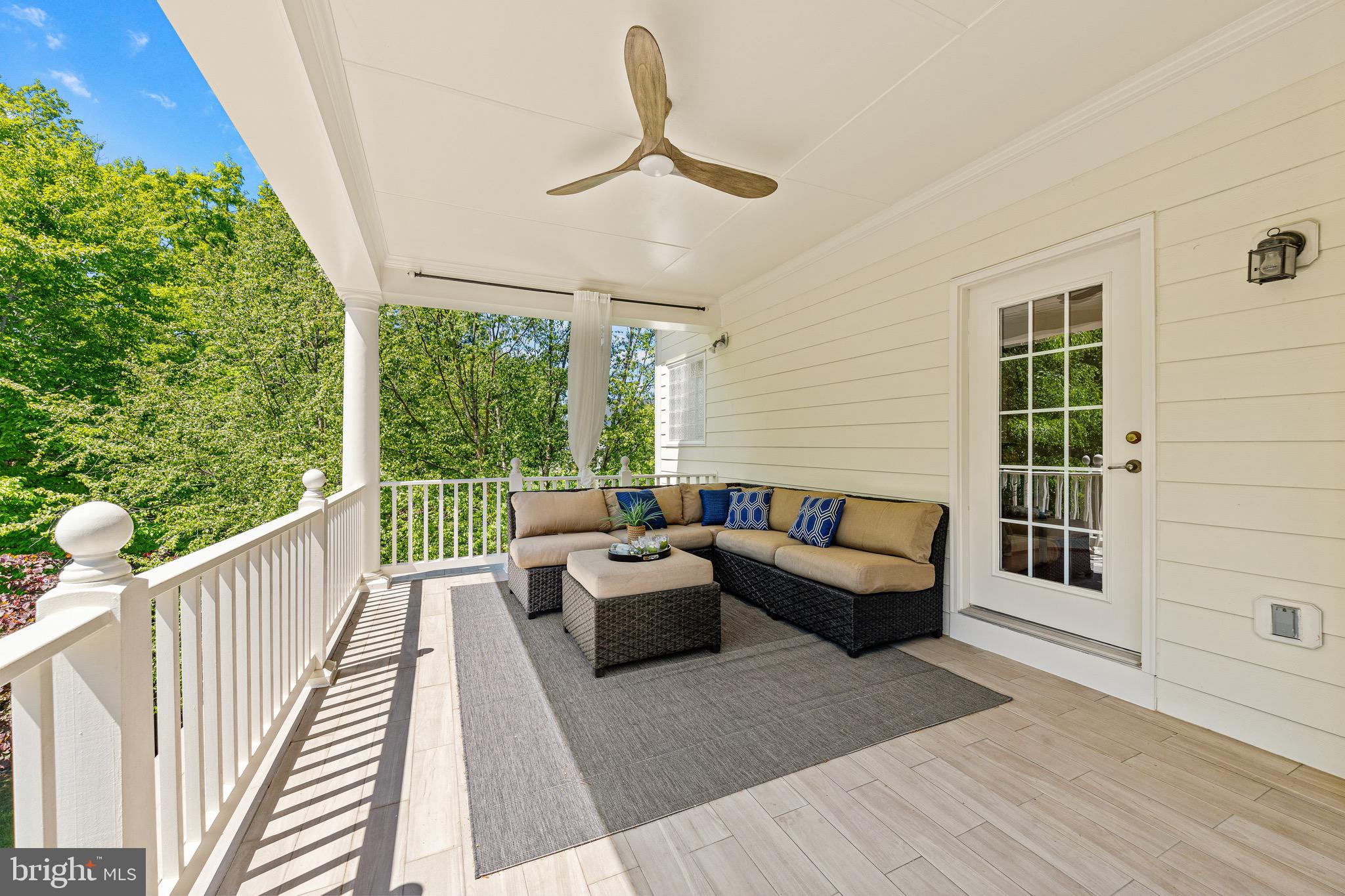 LANSDOWNE ON THE POTOMAC - Residential