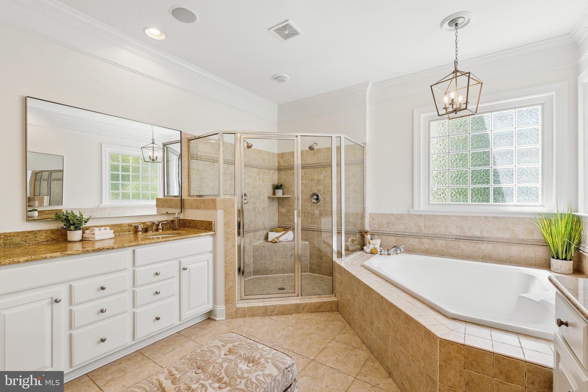 LANSDOWNE ON THE POTOMAC - Residential