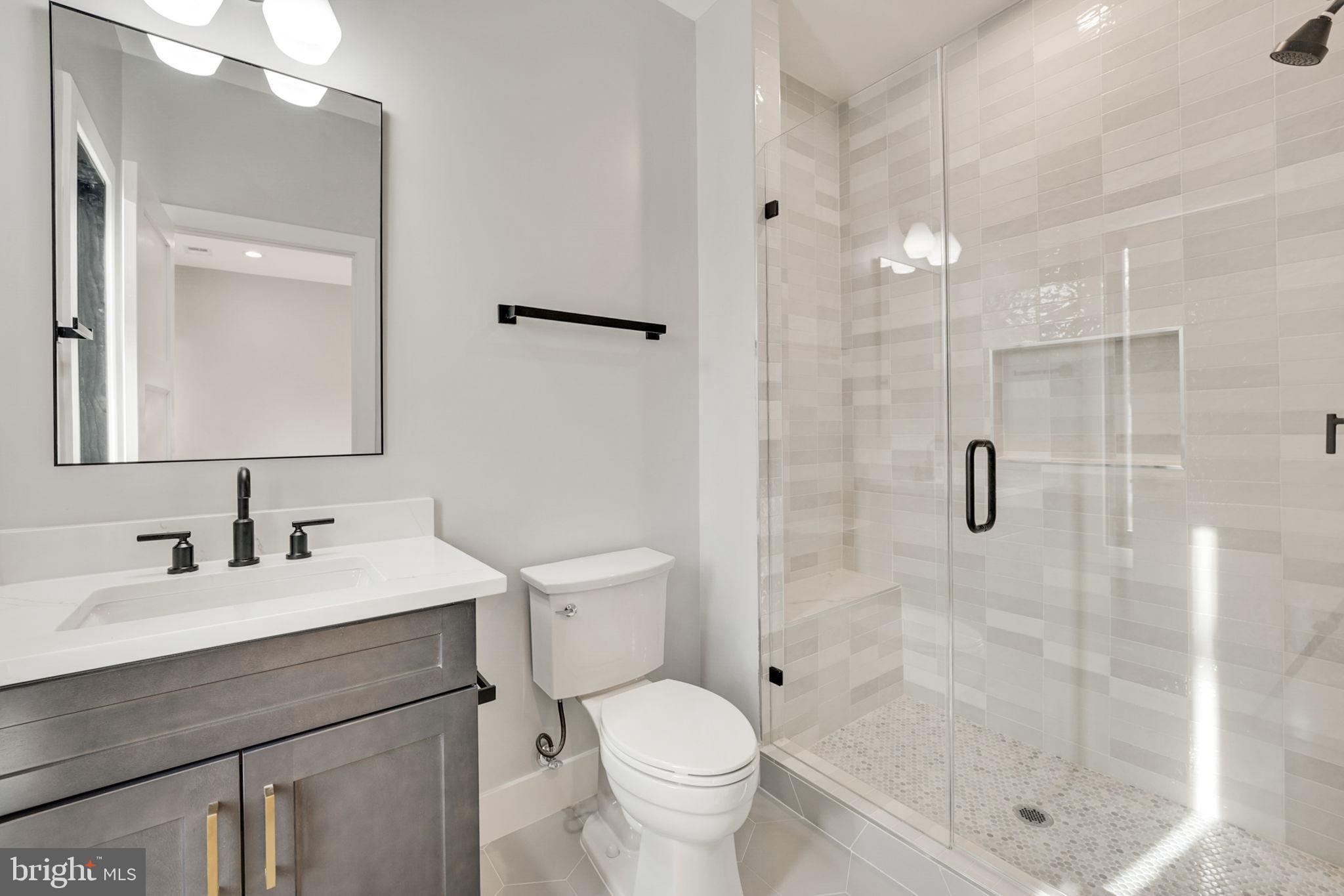 BROYHILLS MCLEAN ESTATES - Residential