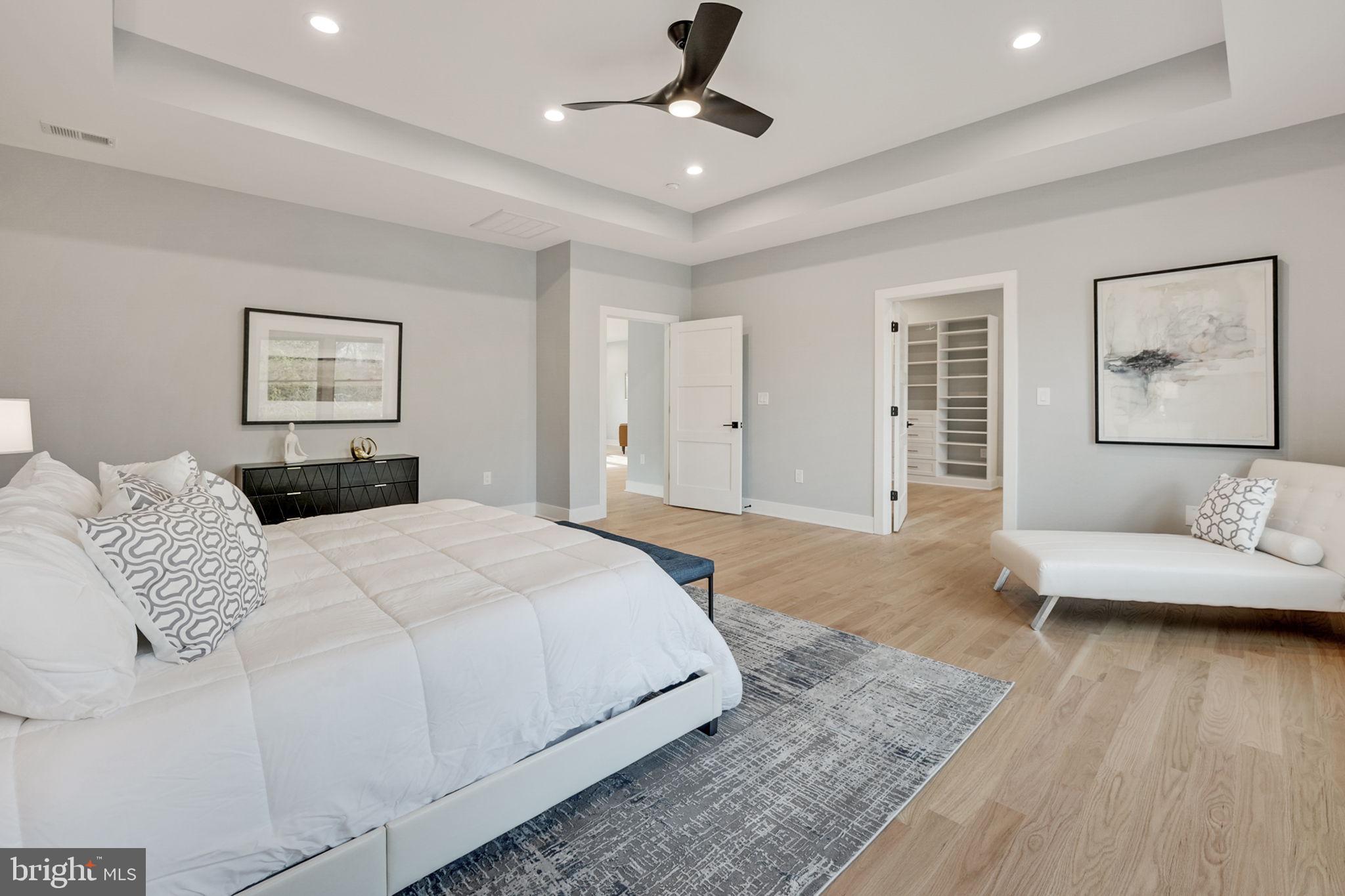 BROYHILLS MCLEAN ESTATES - Residential