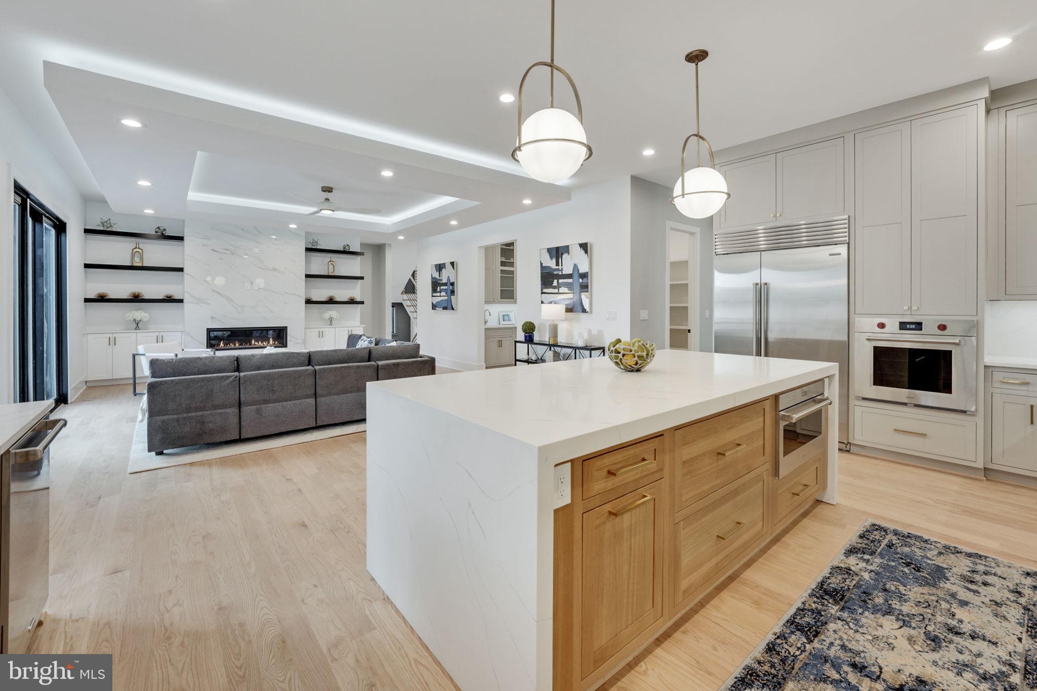 BROYHILLS MCLEAN ESTATES - Residential