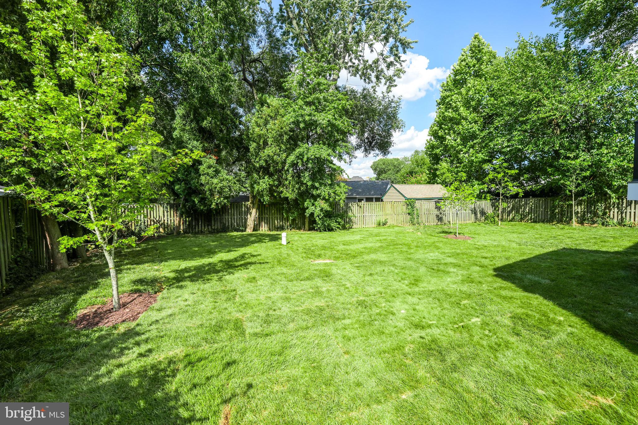 BROYHILLS MCLEAN ESTATES - Residential